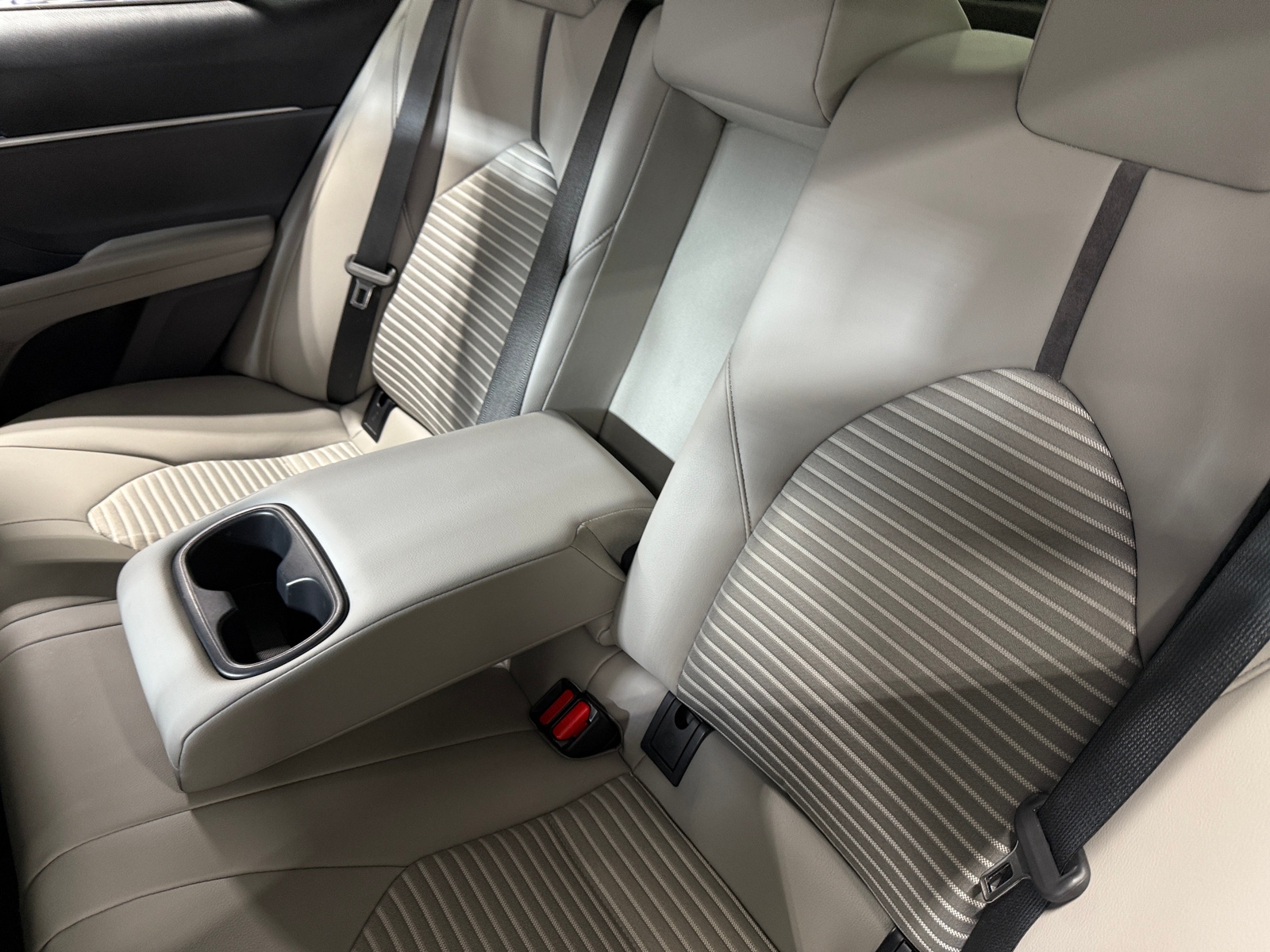 Thumbnail: 2023 Toyota Camry - 6