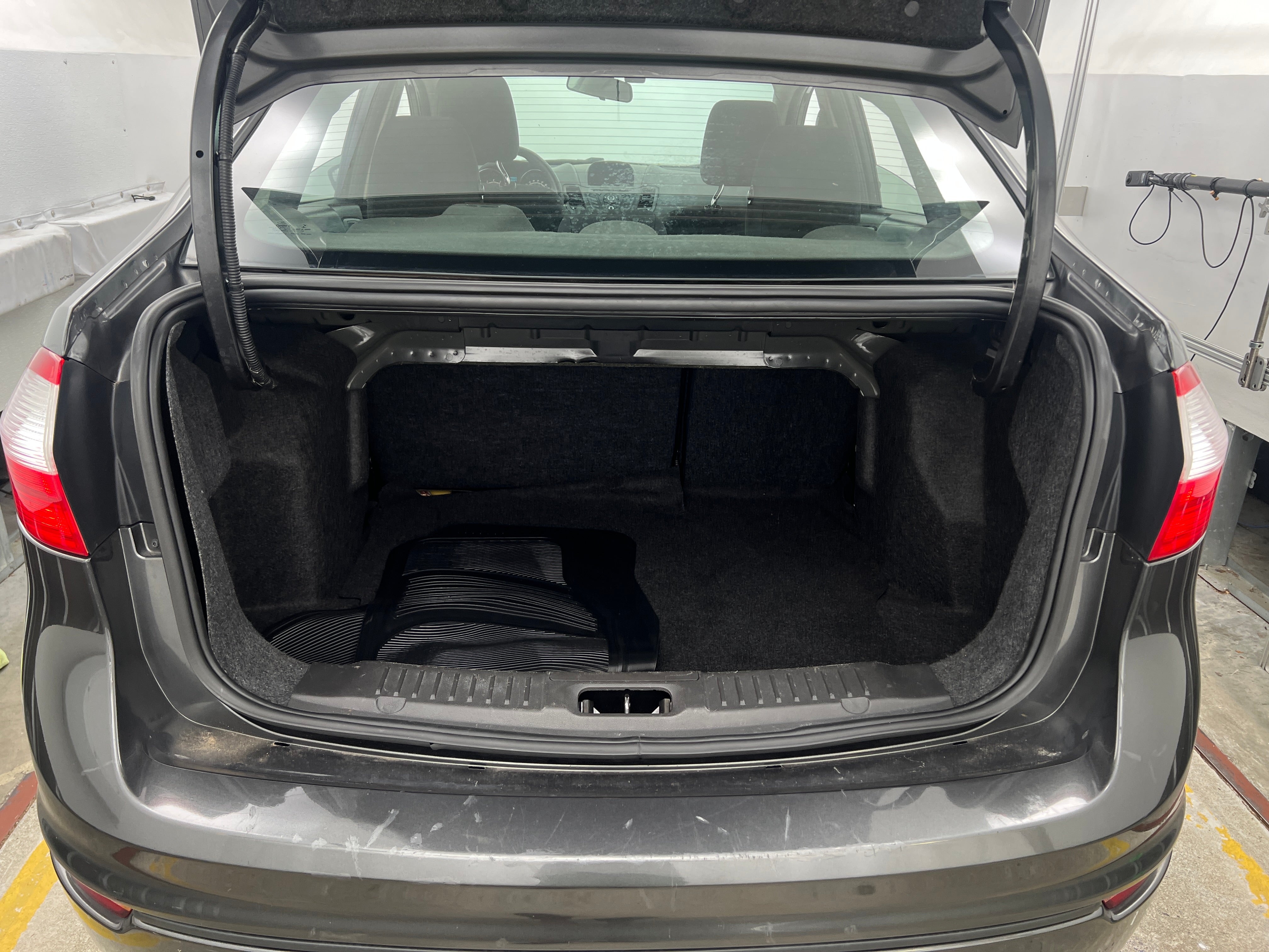 2019 Ford Fiesta SE 7