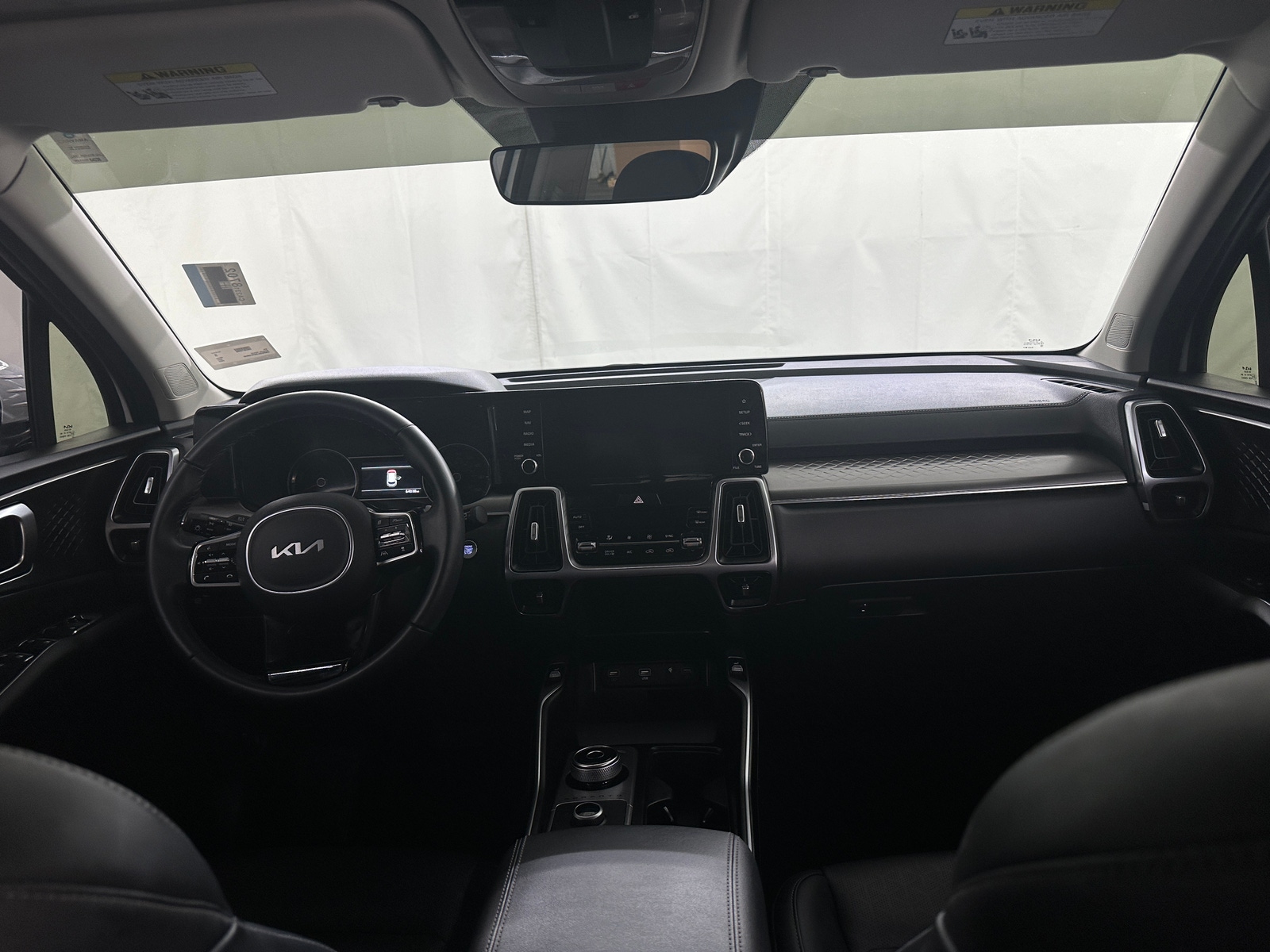 Thumbnail: 2023 Kia Sorento - 2