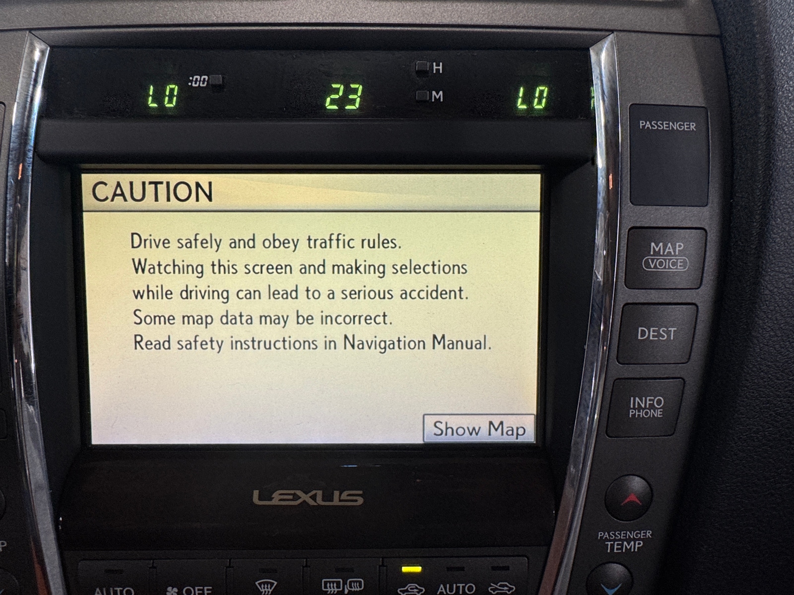 Thumbnail: 2012 Lexus ES - 3