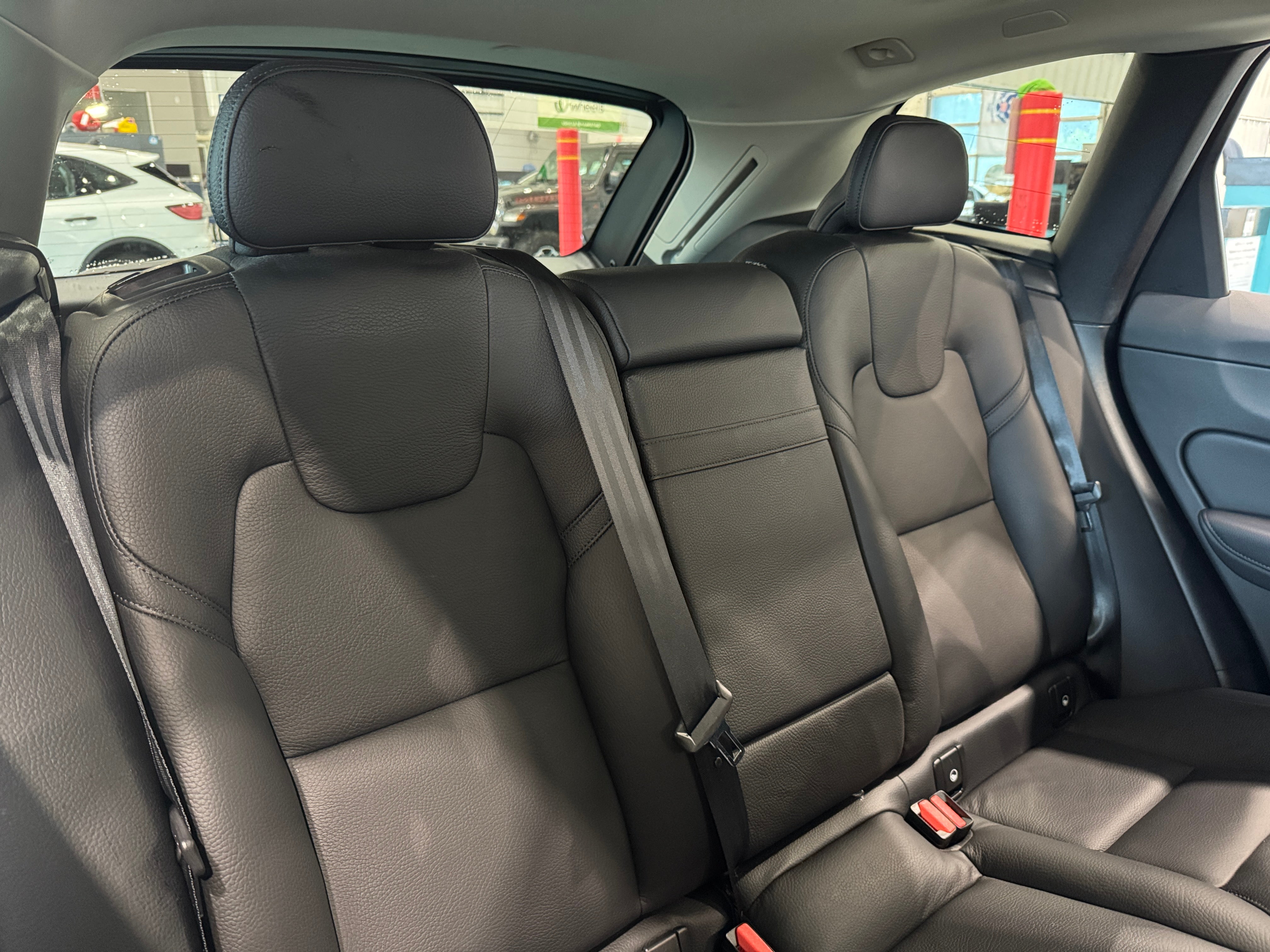 2021 Volvo XC60 Recharge Core 5