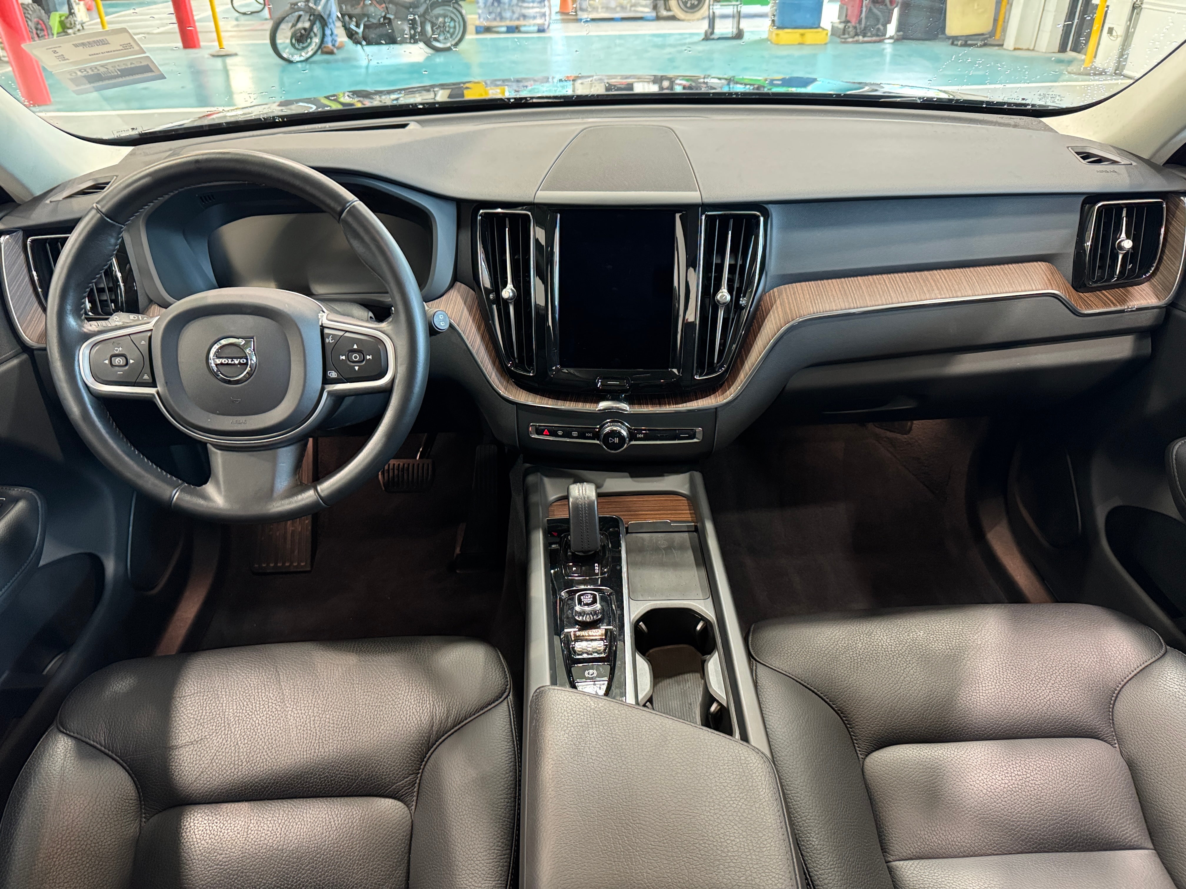 2021 Volvo XC60 Recharge Core 2
