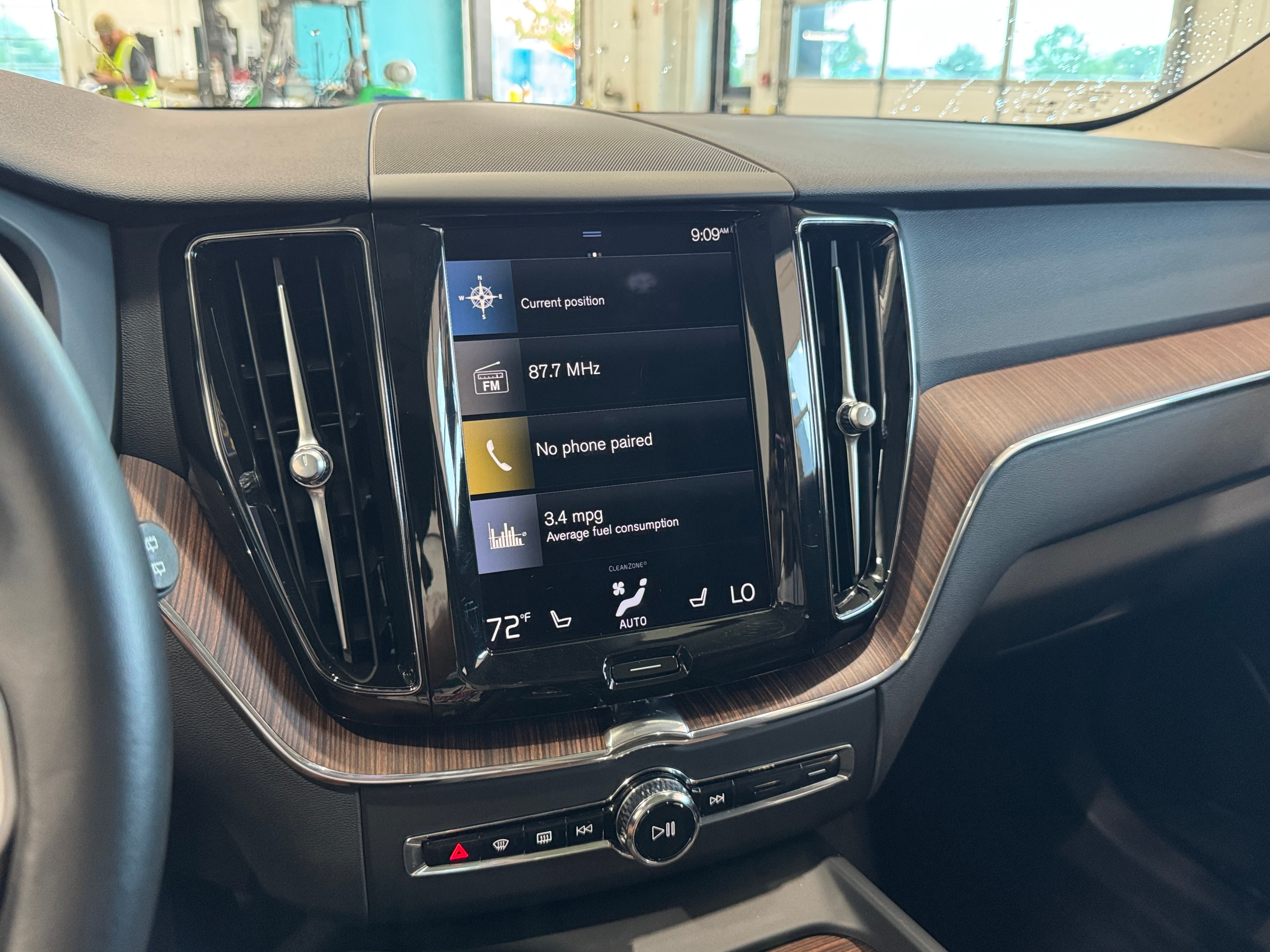 2021 Volvo XC60 Recharge Core 3