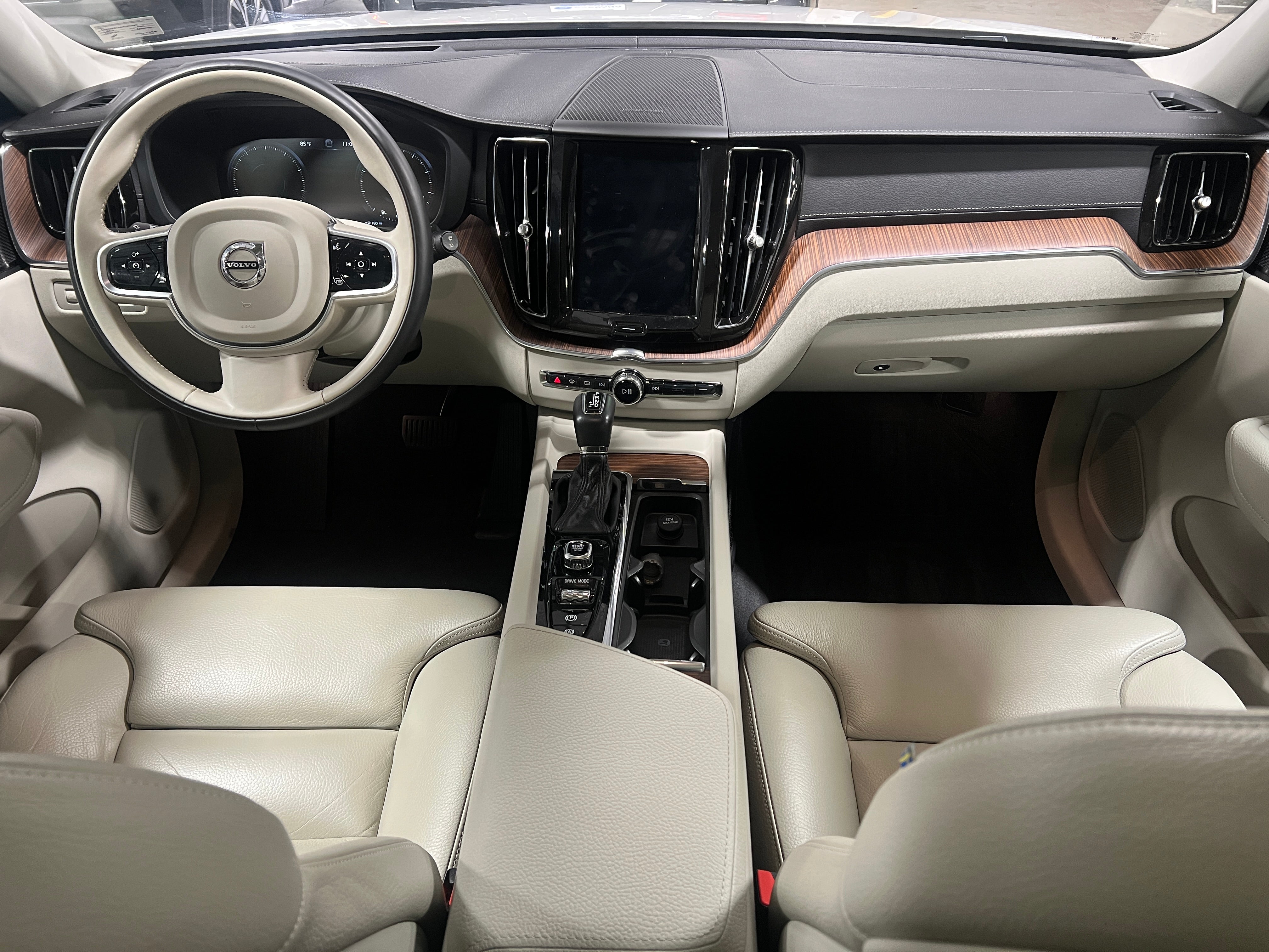 2019 Volvo XC60 T5 Inscription 2