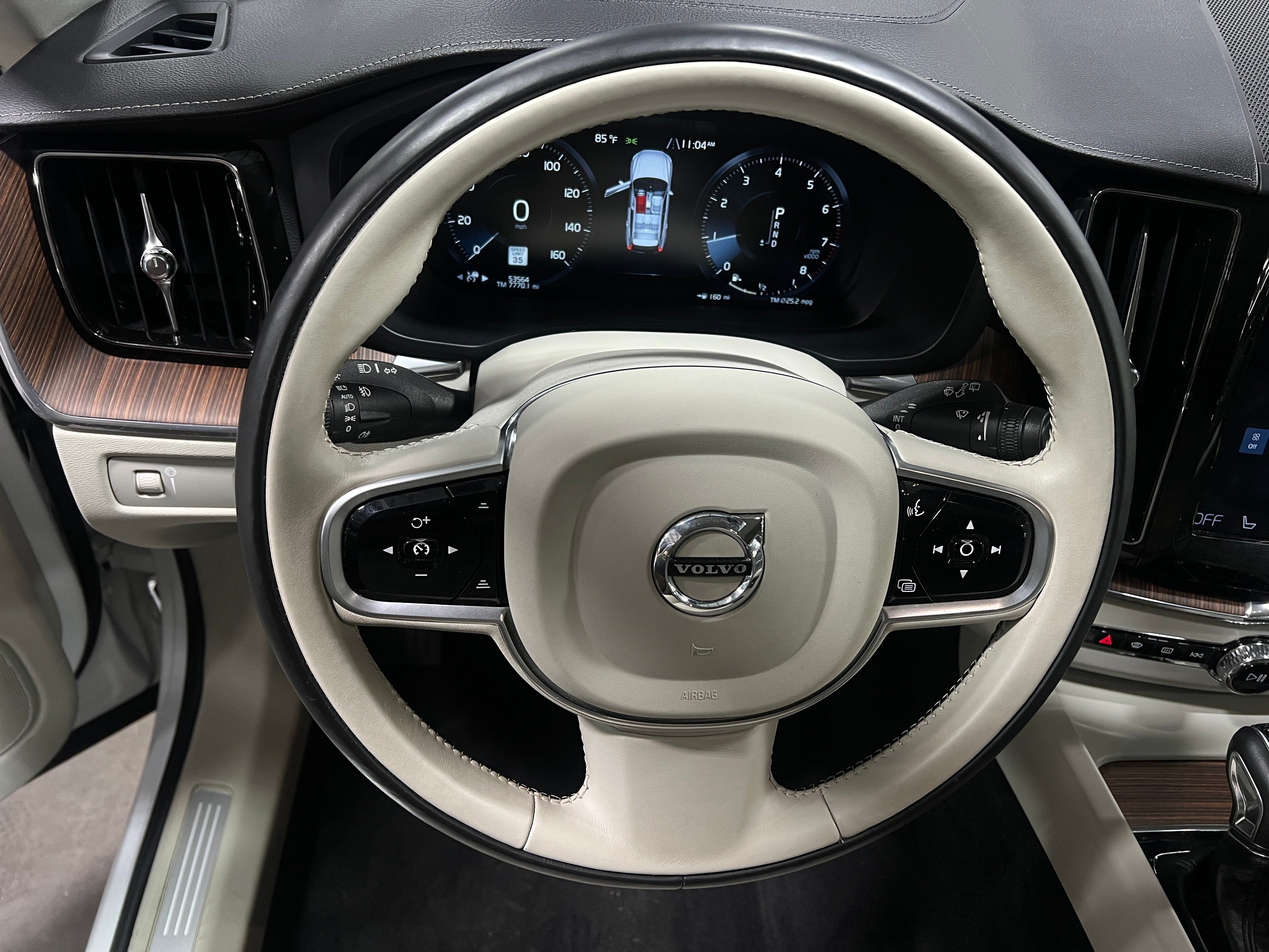 2019 Volvo XC60 T5 Inscription 4