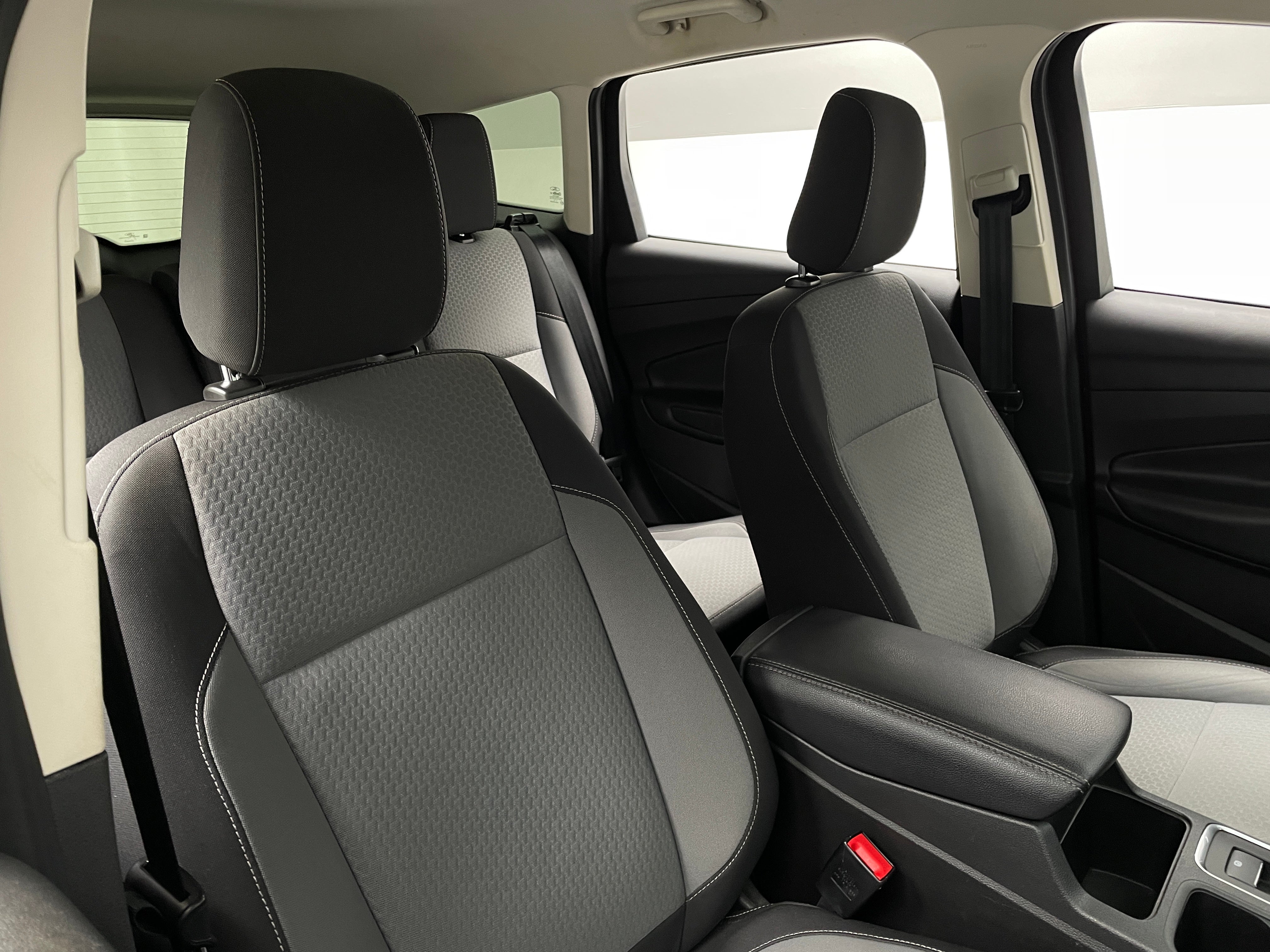 2018 Ford Escape SE 2