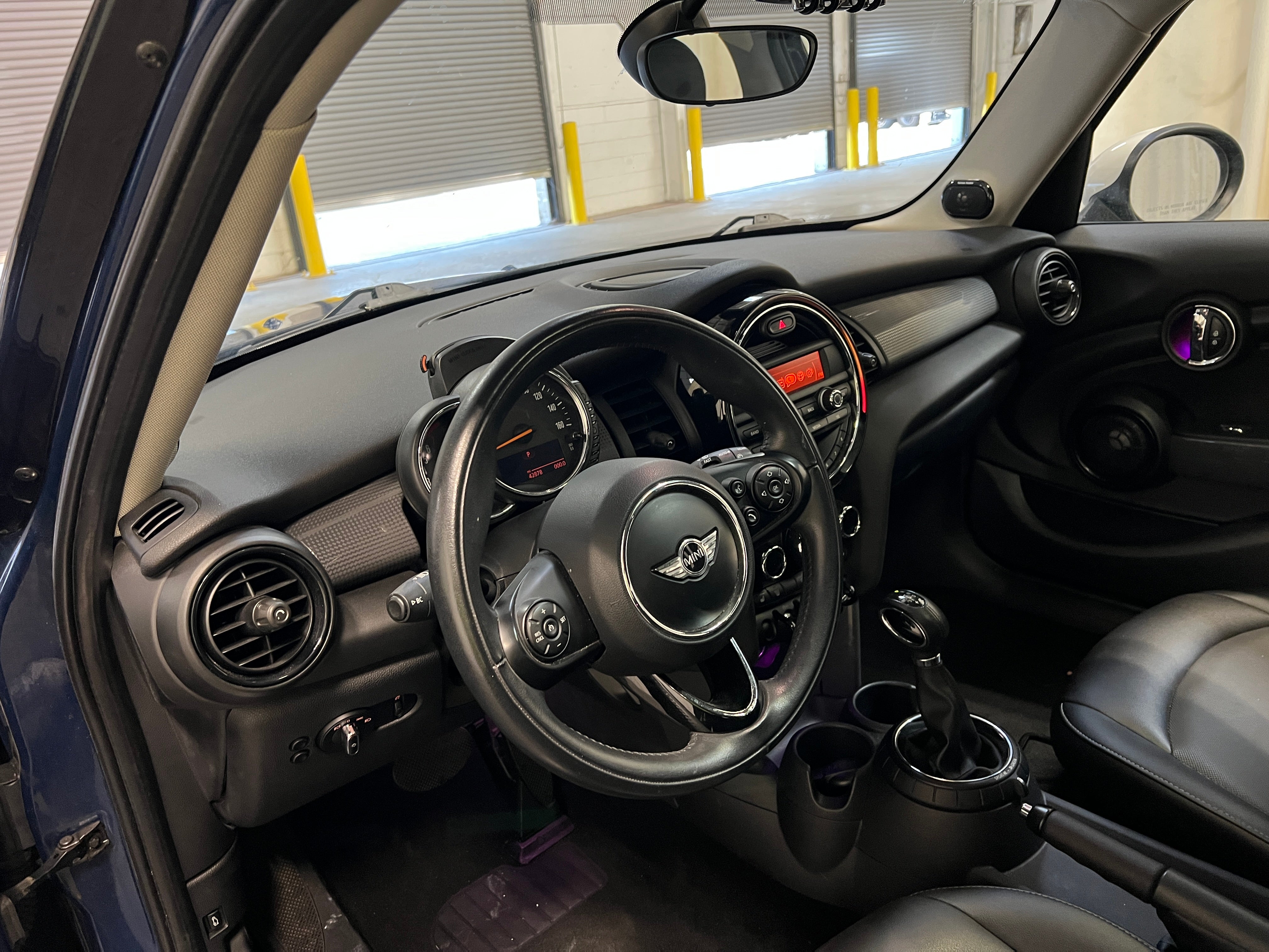 2016 MINI Cooper Hardtop 4 Door 2