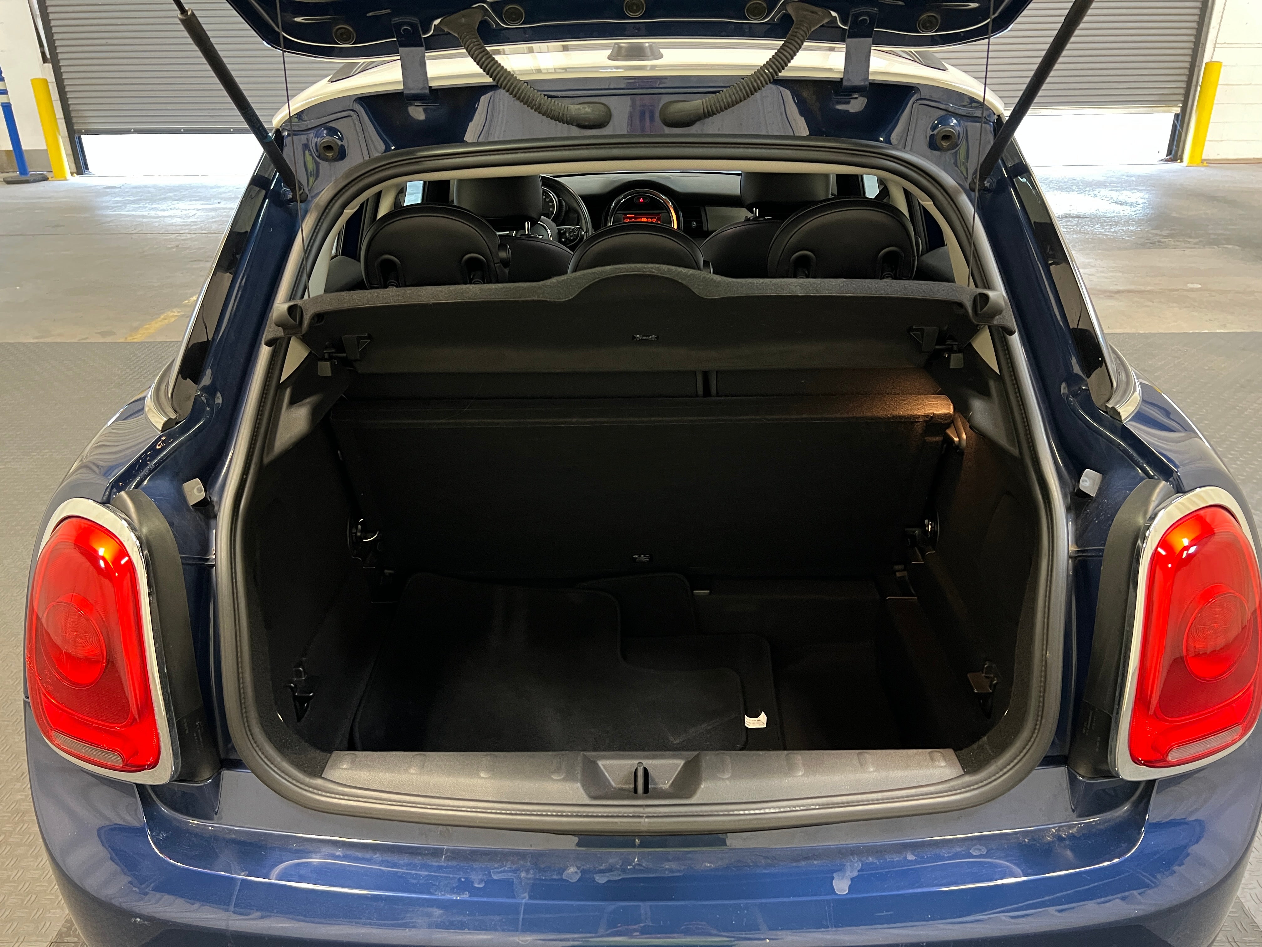 2016 MINI Cooper Hardtop 4 Door 6