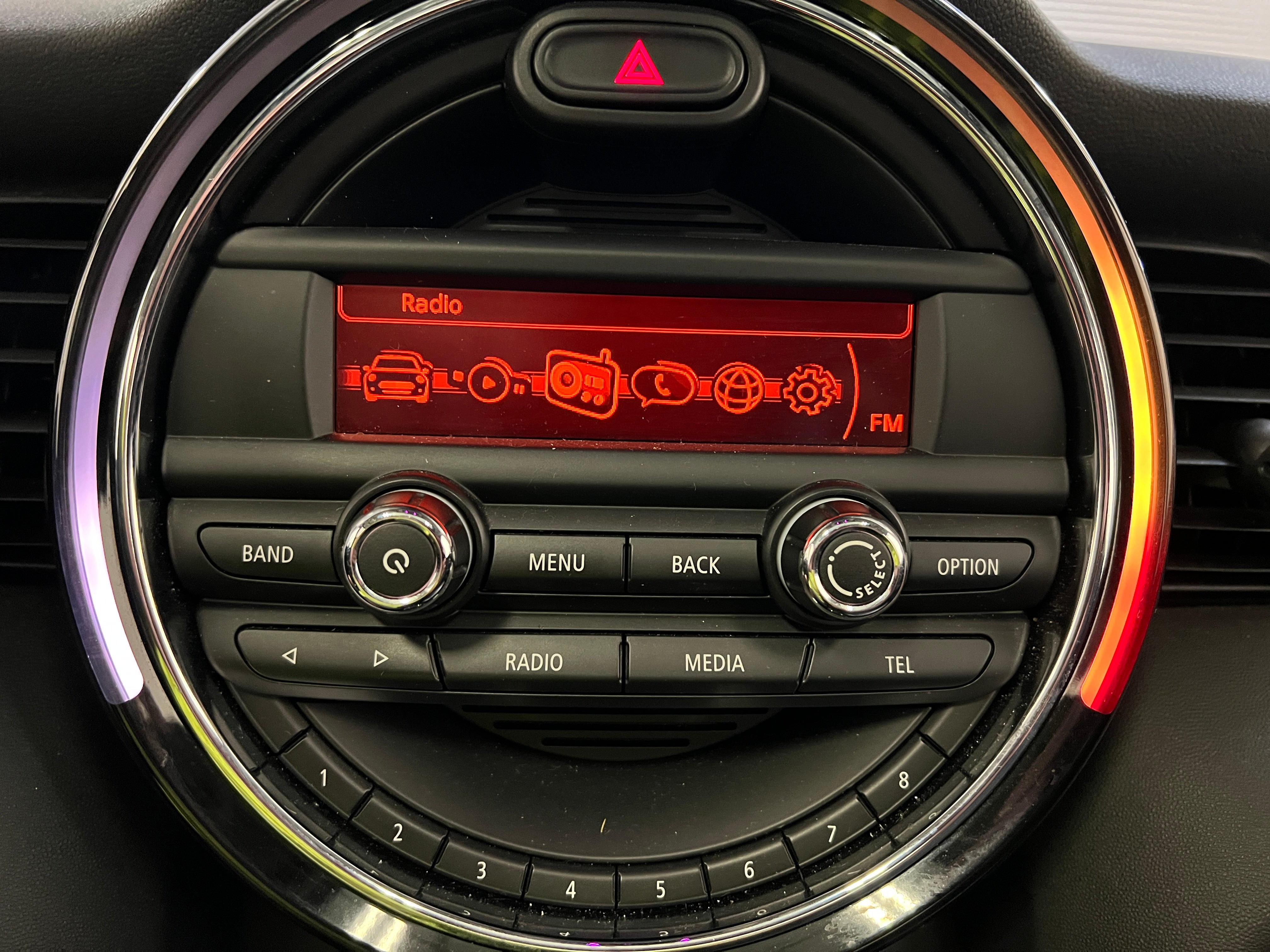 2016 MINI Cooper Hardtop 4 Door 3
