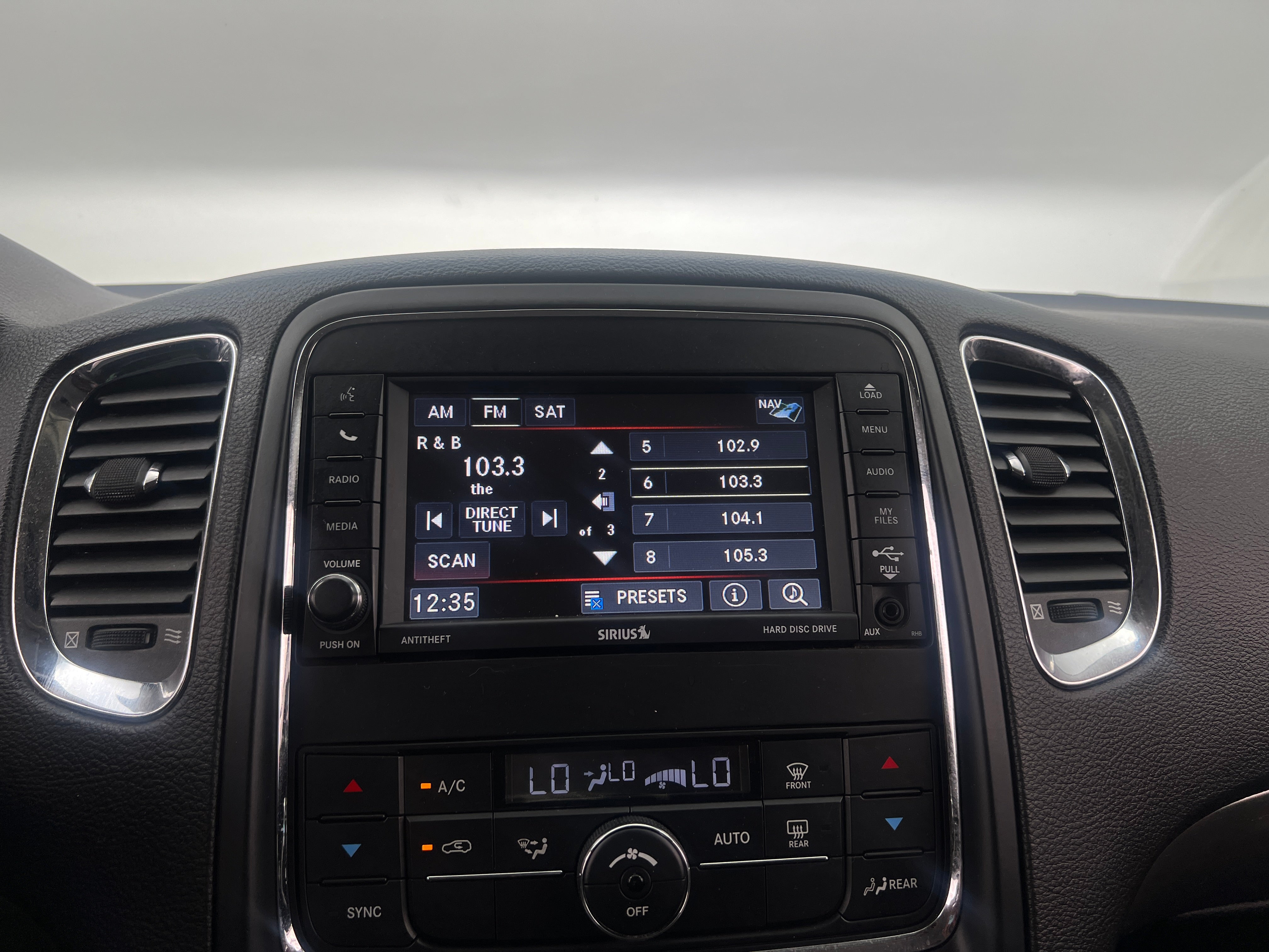 Thumbnail: 2013 Dodge Durango - 4