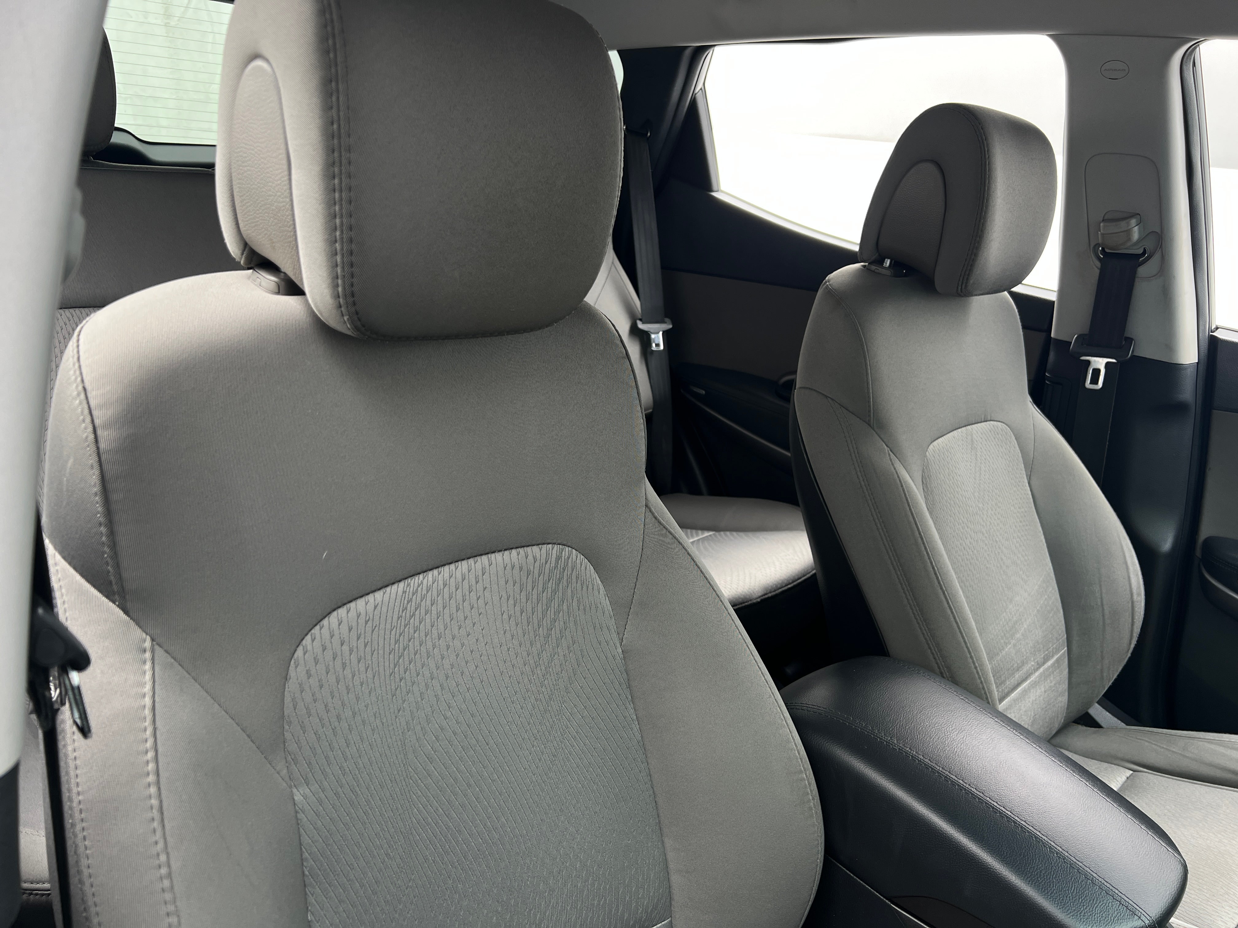 Thumbnail: 2015 Hyundai Santa Fe - 2
