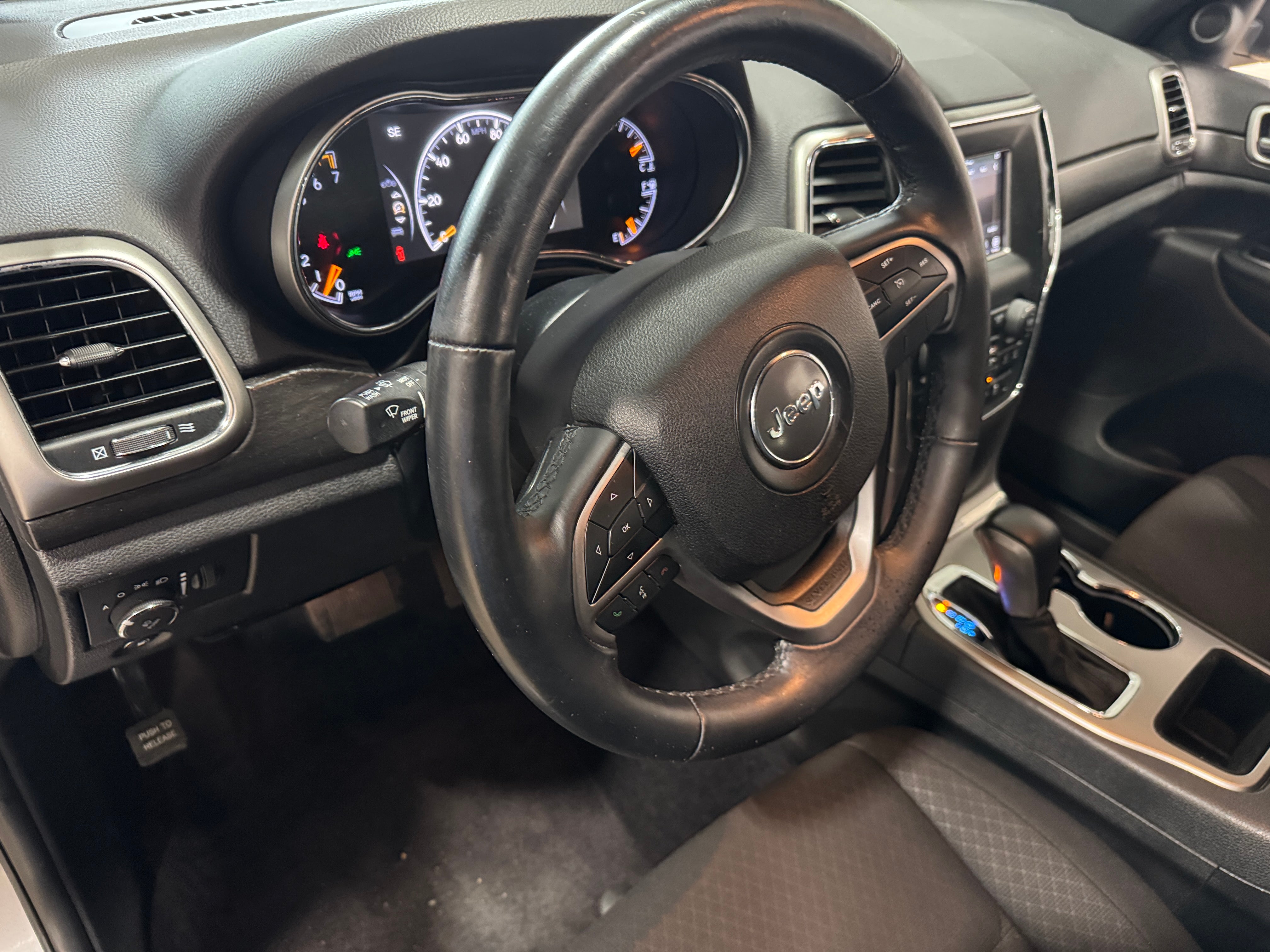 Thumbnail: 2018 Jeep Grand Cherokee - 3