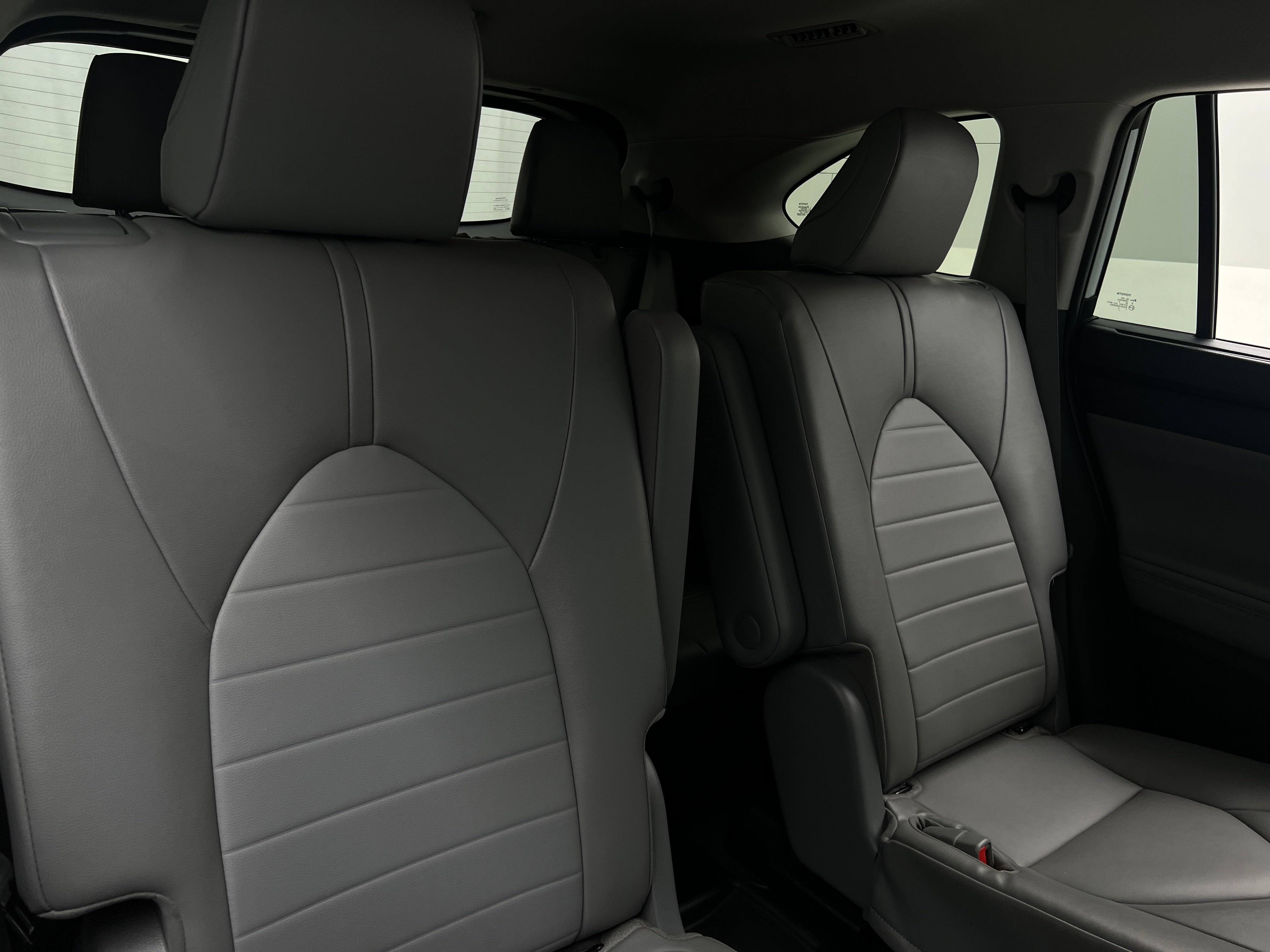 2022 Toyota Highlander XLE 5