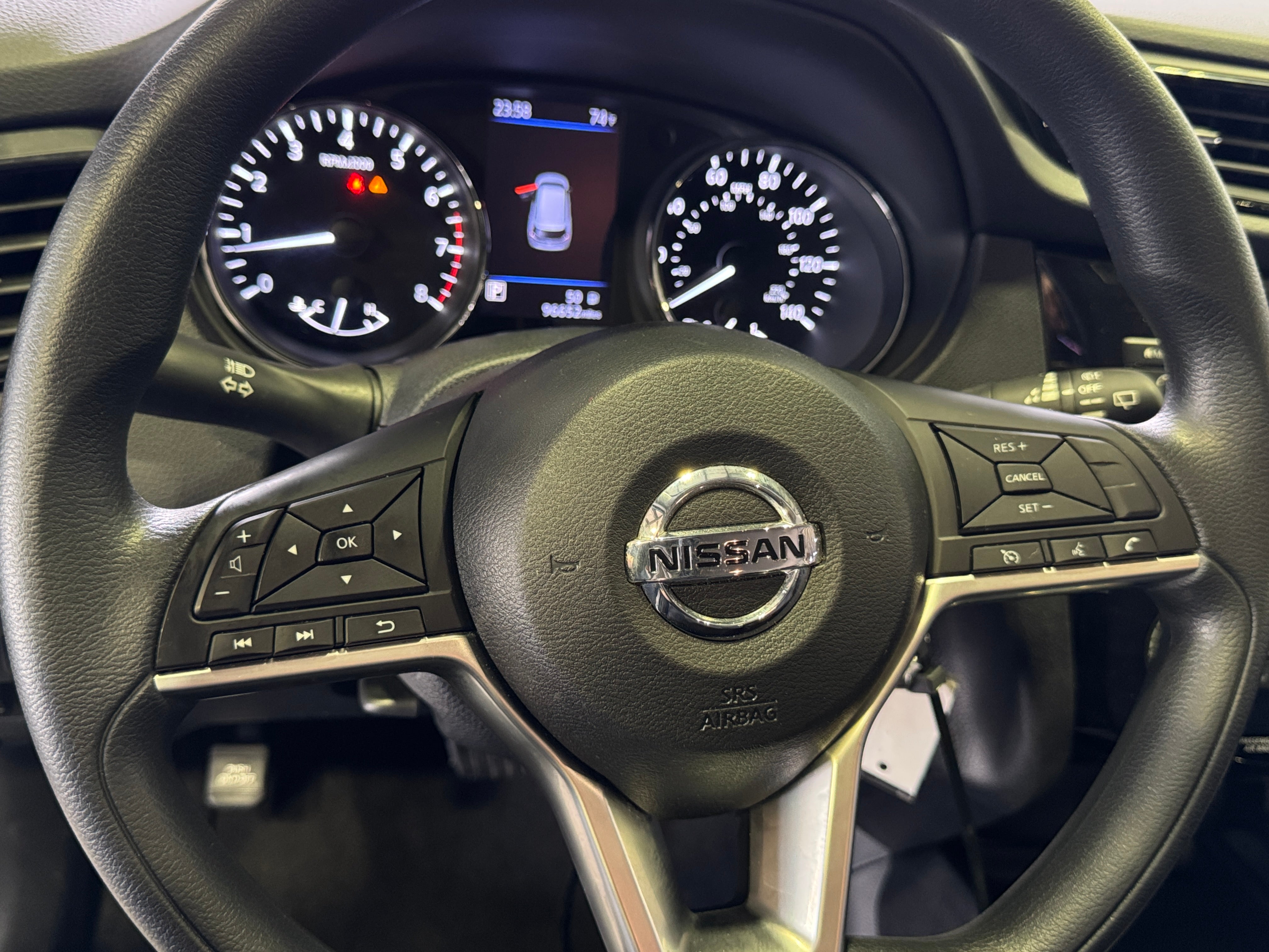 Thumbnail: 2018 Nissan Rogue - 5