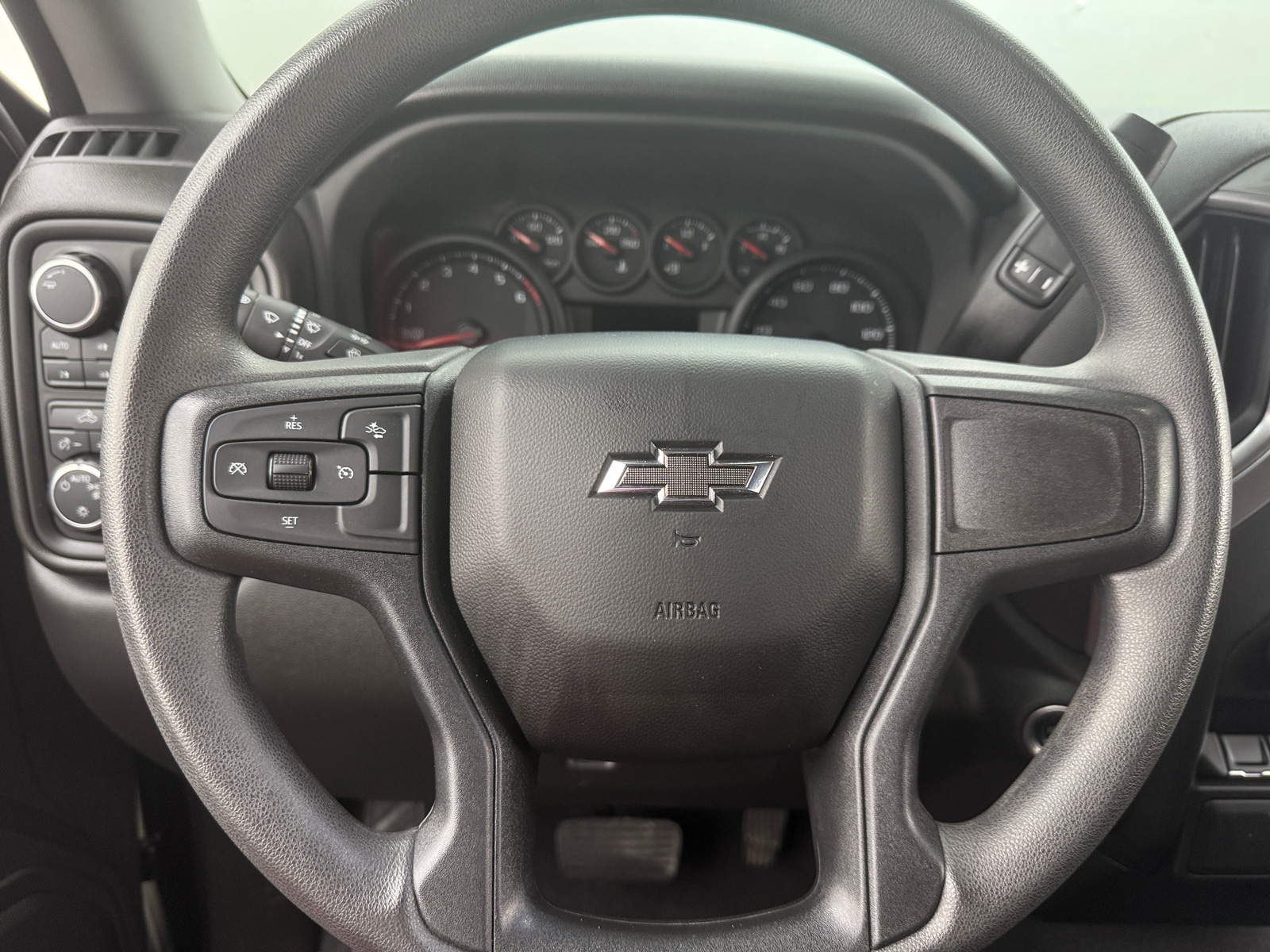 Thumbnail: 2024 Chevrolet Silverado 1500 - 5
