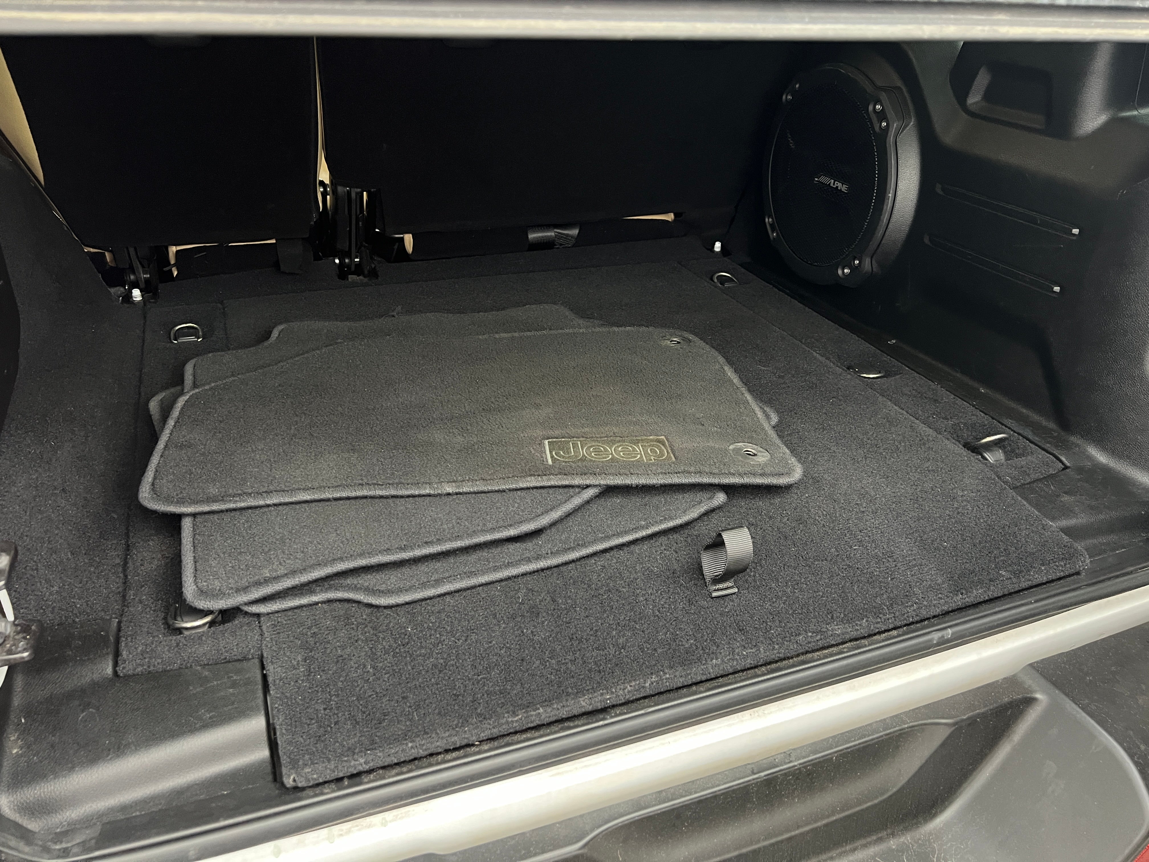 2018 Jeep Wrangler Unlimited Sahara 6