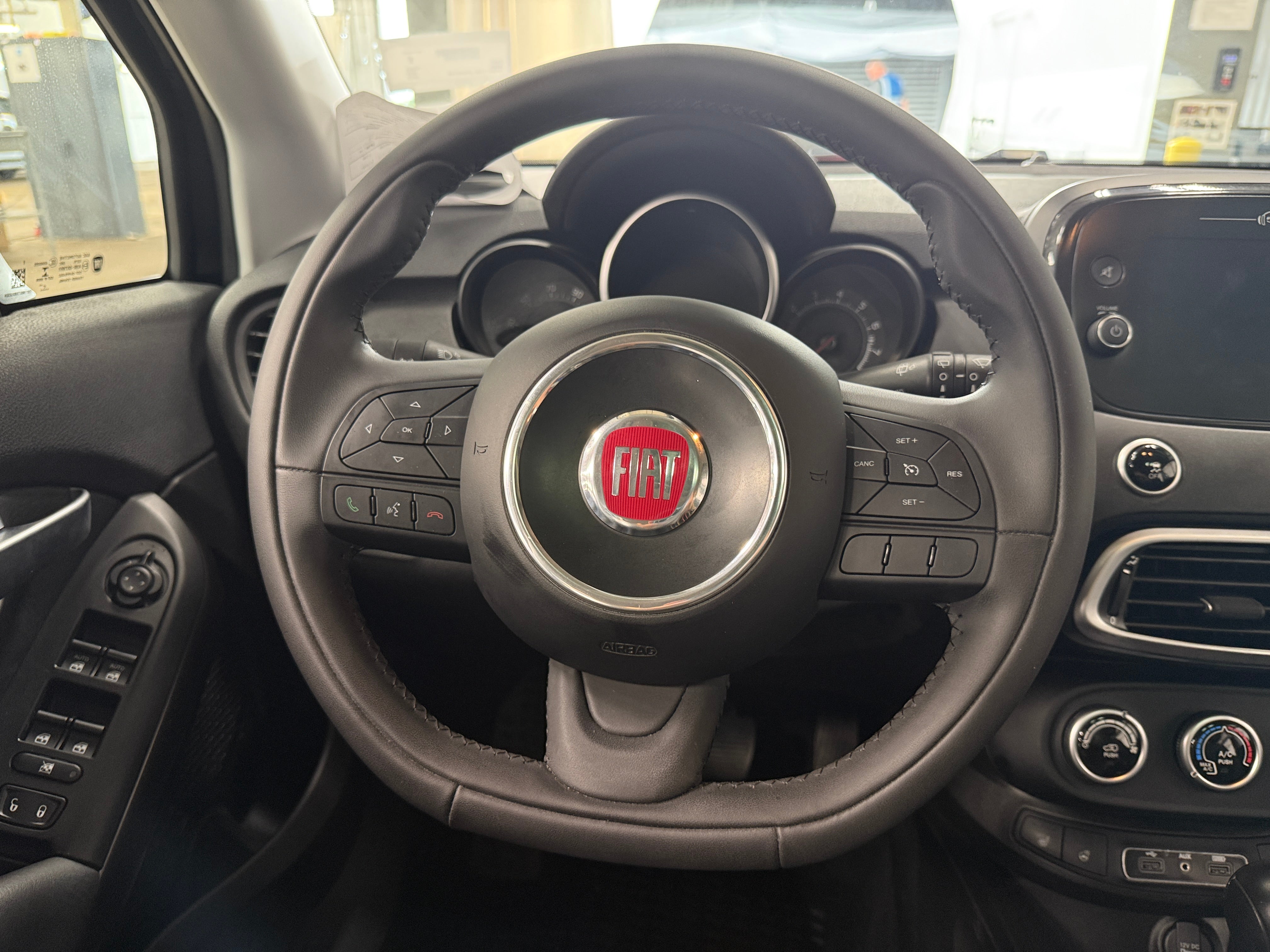 Thumbnail: 2018 Fiat 500X - 5