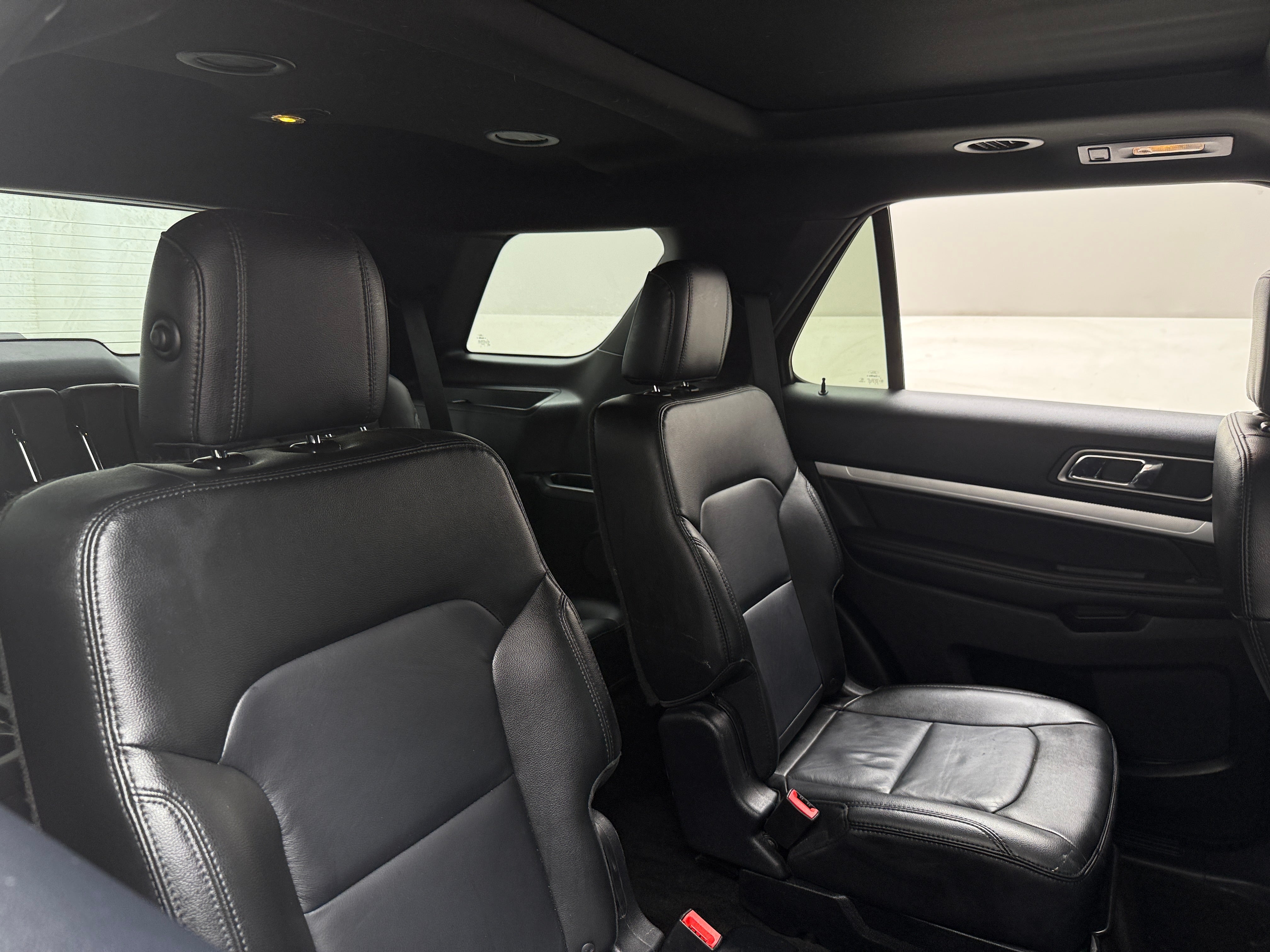 Thumbnail: 2016 Ford Explorer - 6