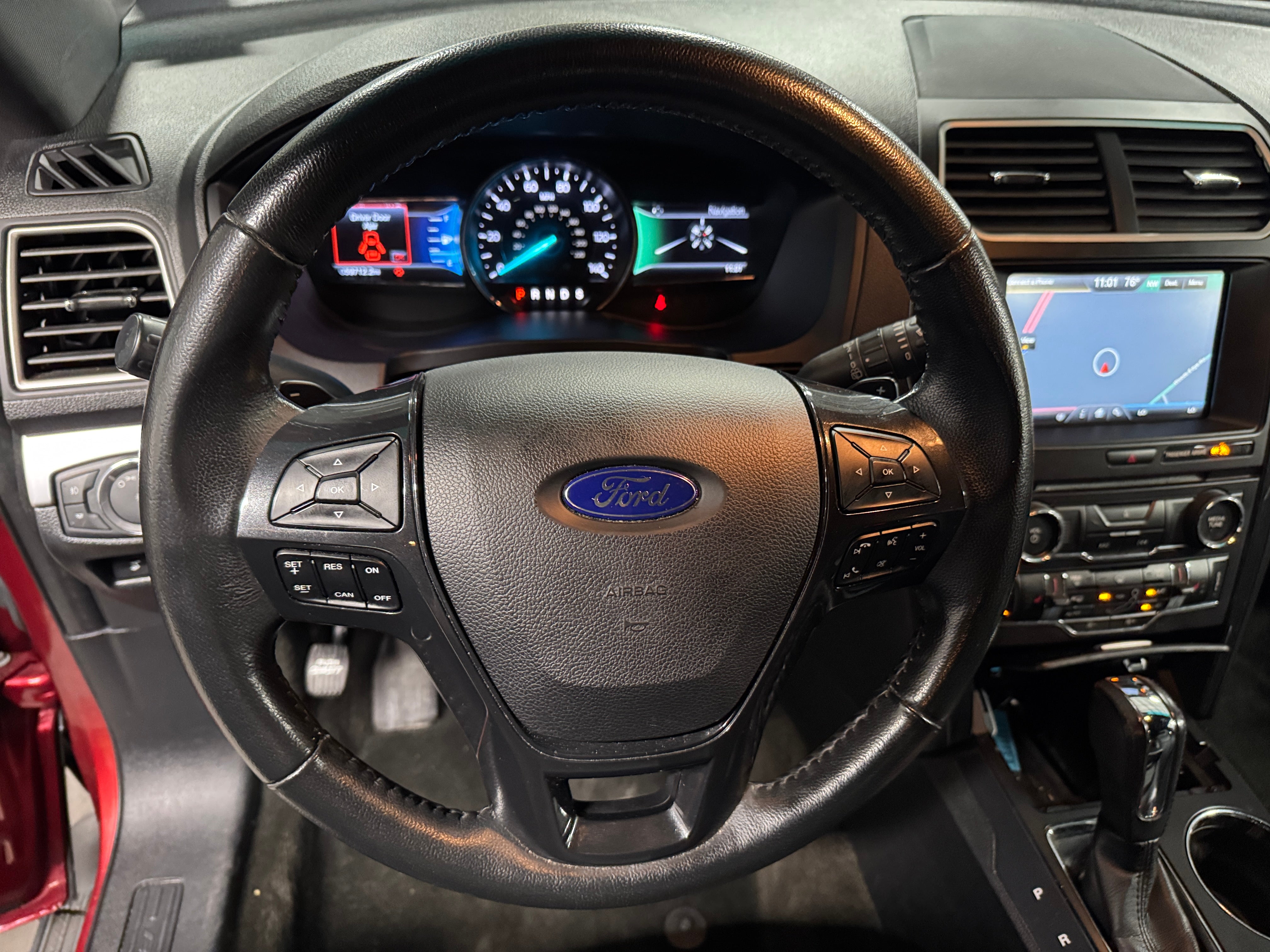 Thumbnail: 2016 Ford Explorer - 5