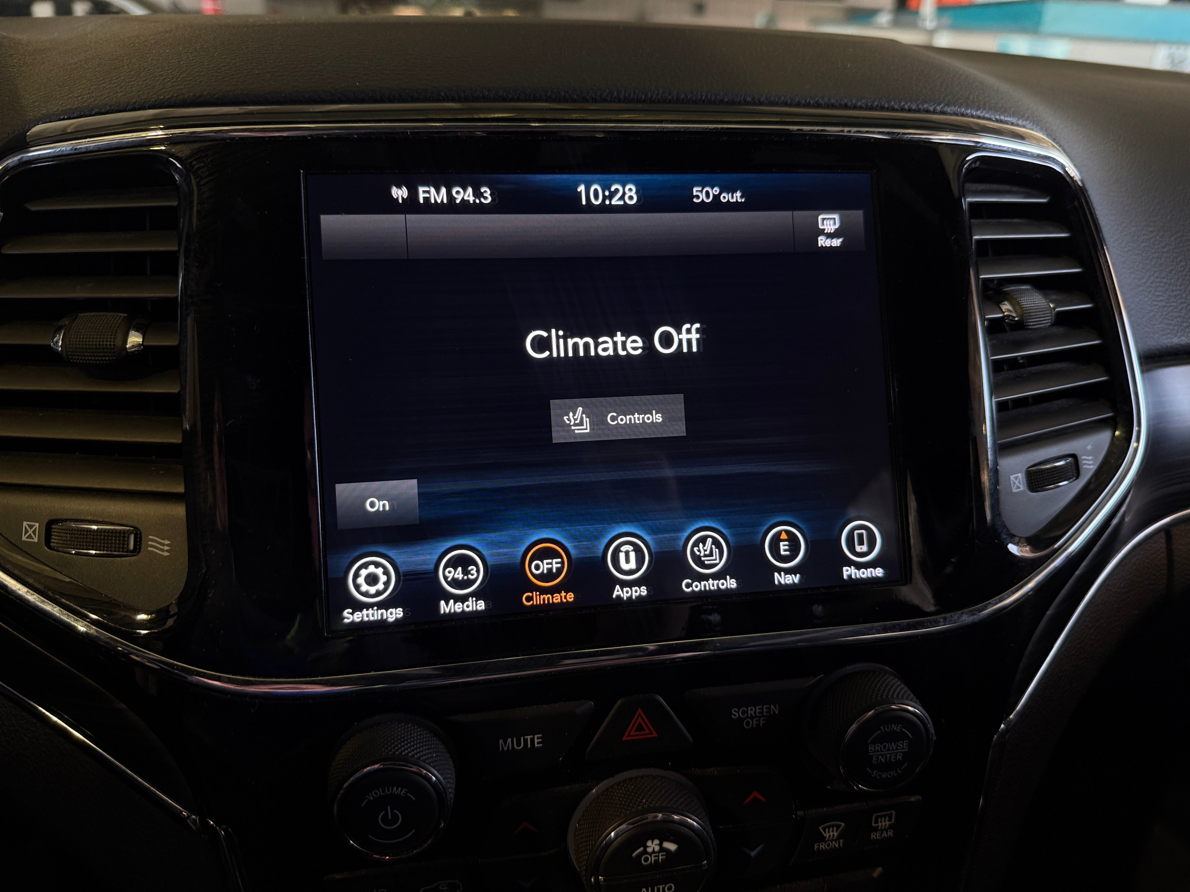 2019 Jeep Grand Cherokee Limited Edition 3