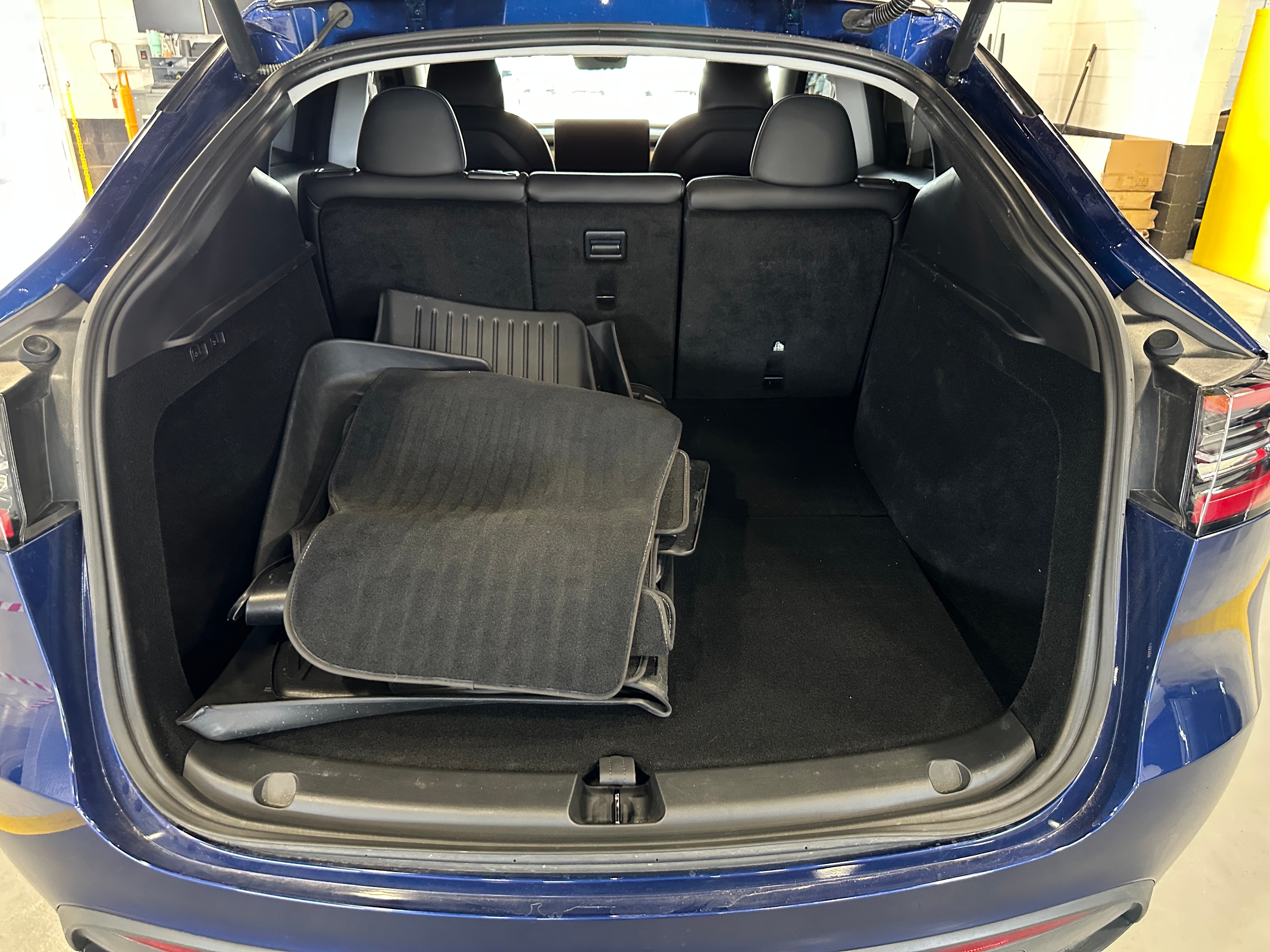 2024 Tesla Model Y Long Range 6
