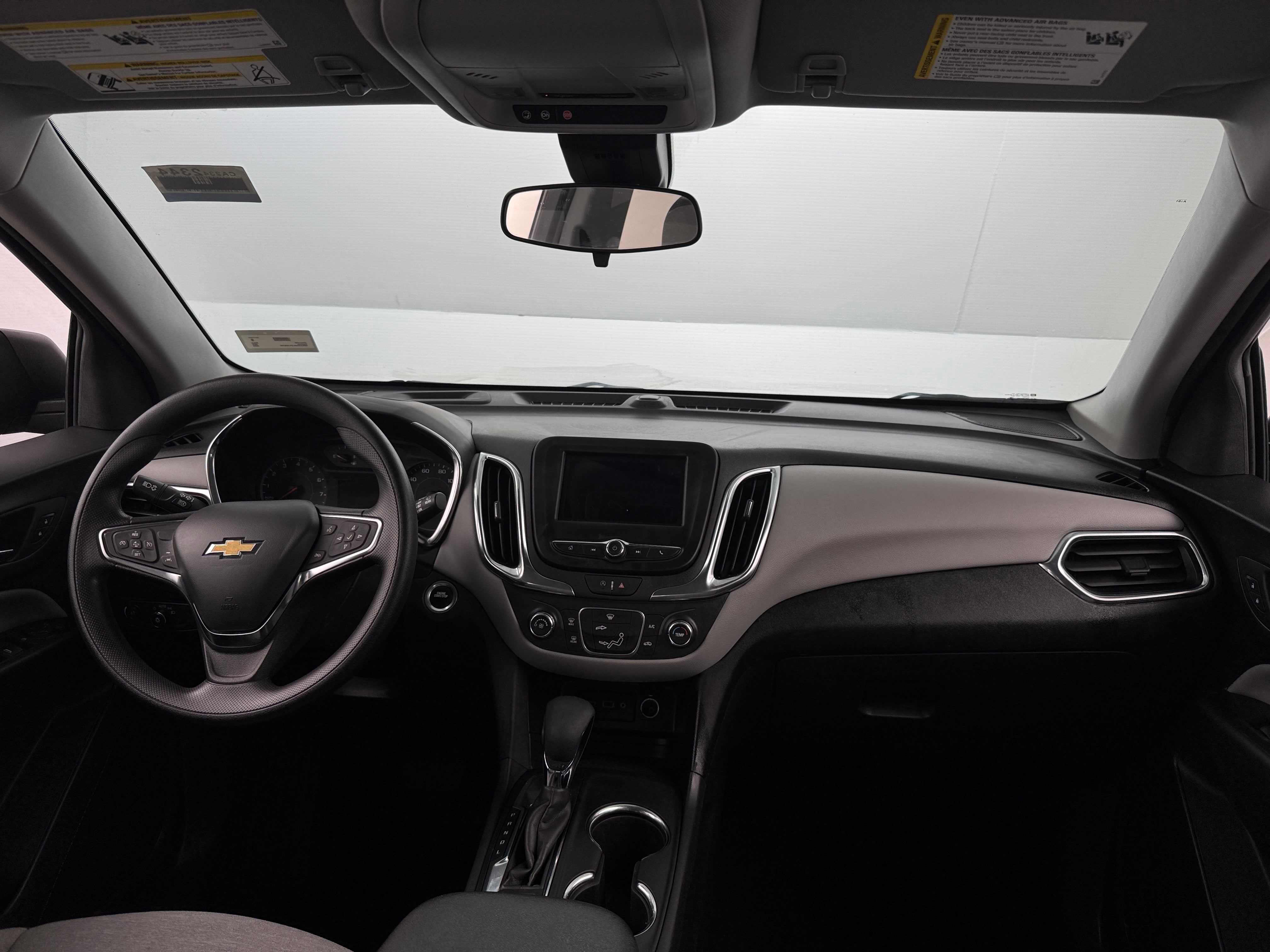 Thumbnail: 2023 Chevrolet Equinox - 3