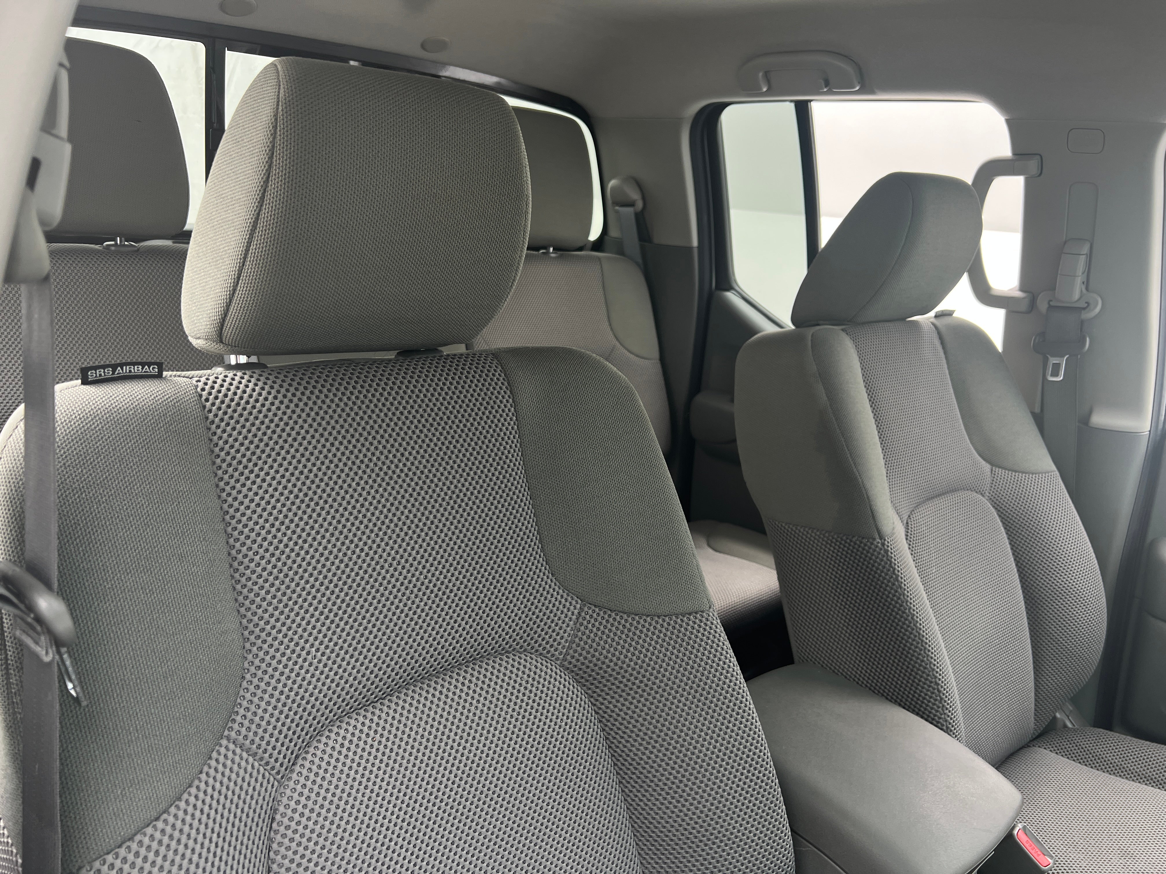 2020 Nissan Frontier SV 2