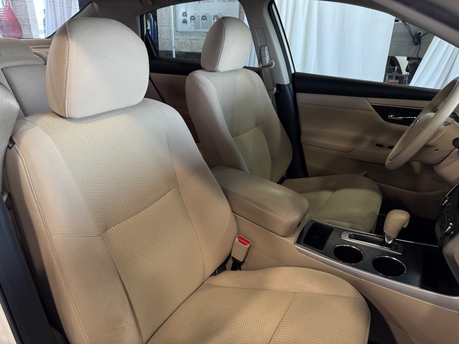 Thumbnail: 2015 Nissan Altima - 2