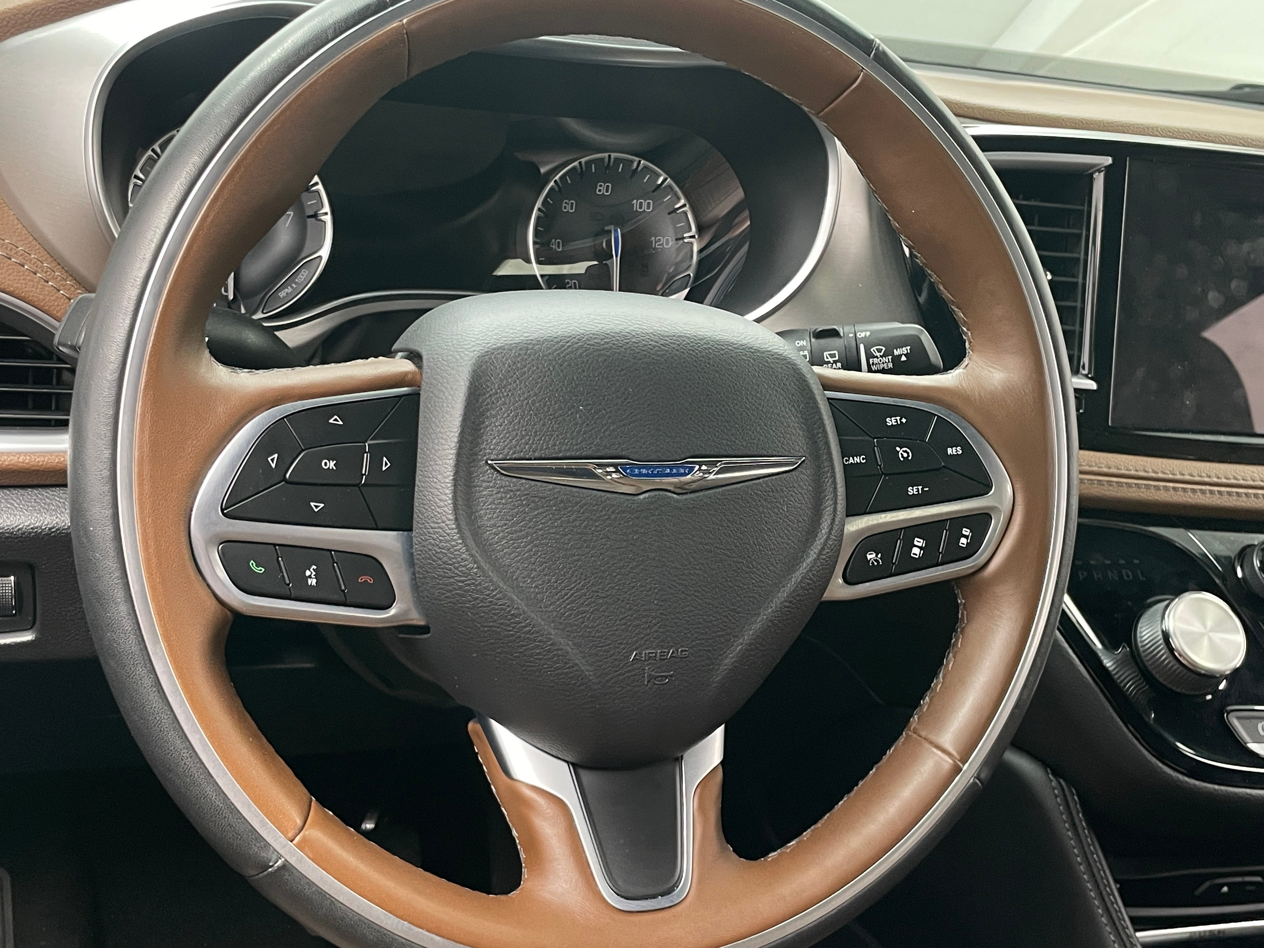 2021 Chrysler Pacifica Limited 4