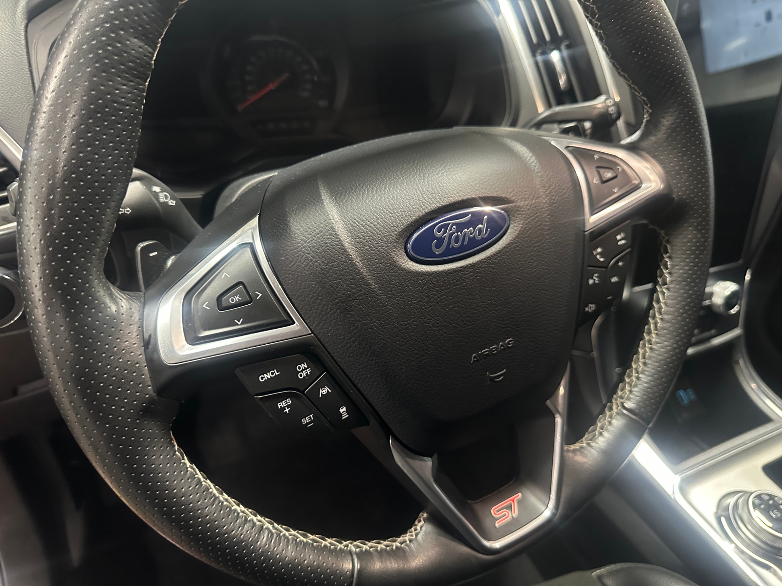 Thumbnail: 2024 Ford Edge - 4