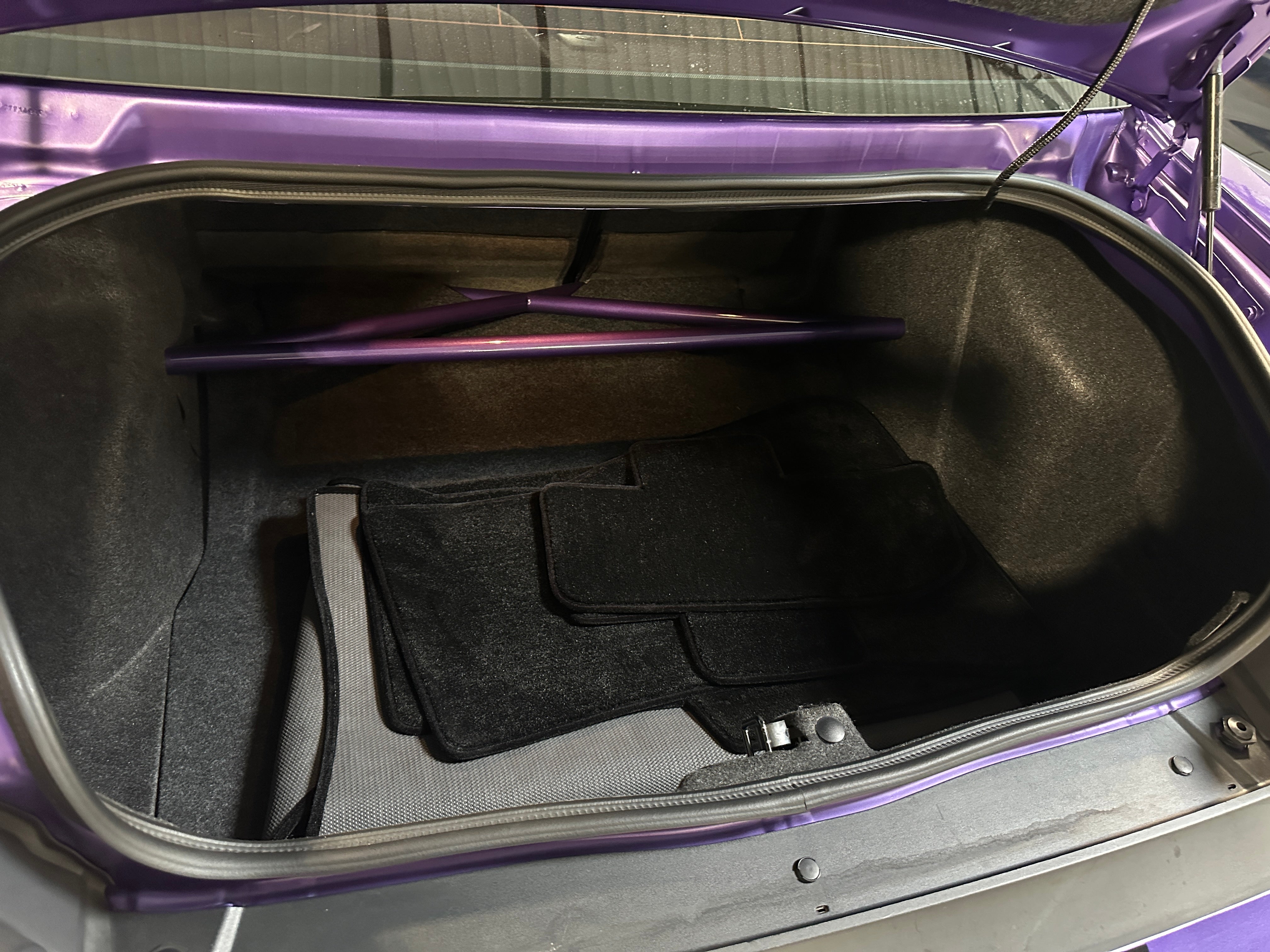 Thumbnail: 2014 Dodge Challenger - 5