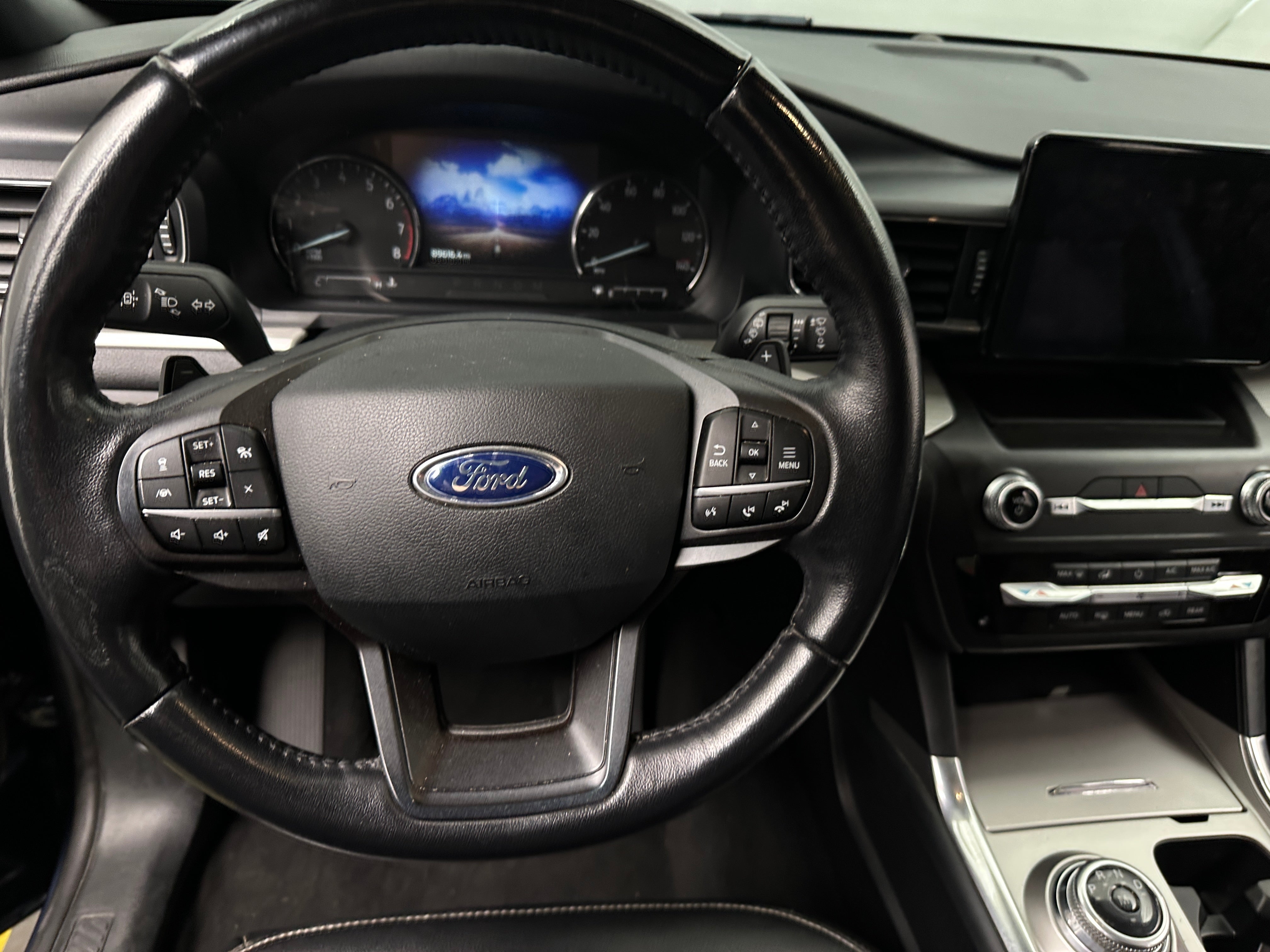 2020 Ford Explorer XLT 5