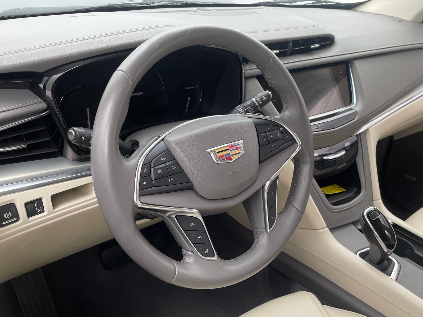 Thumbnail: 2018 Cadillac XT5 - 4