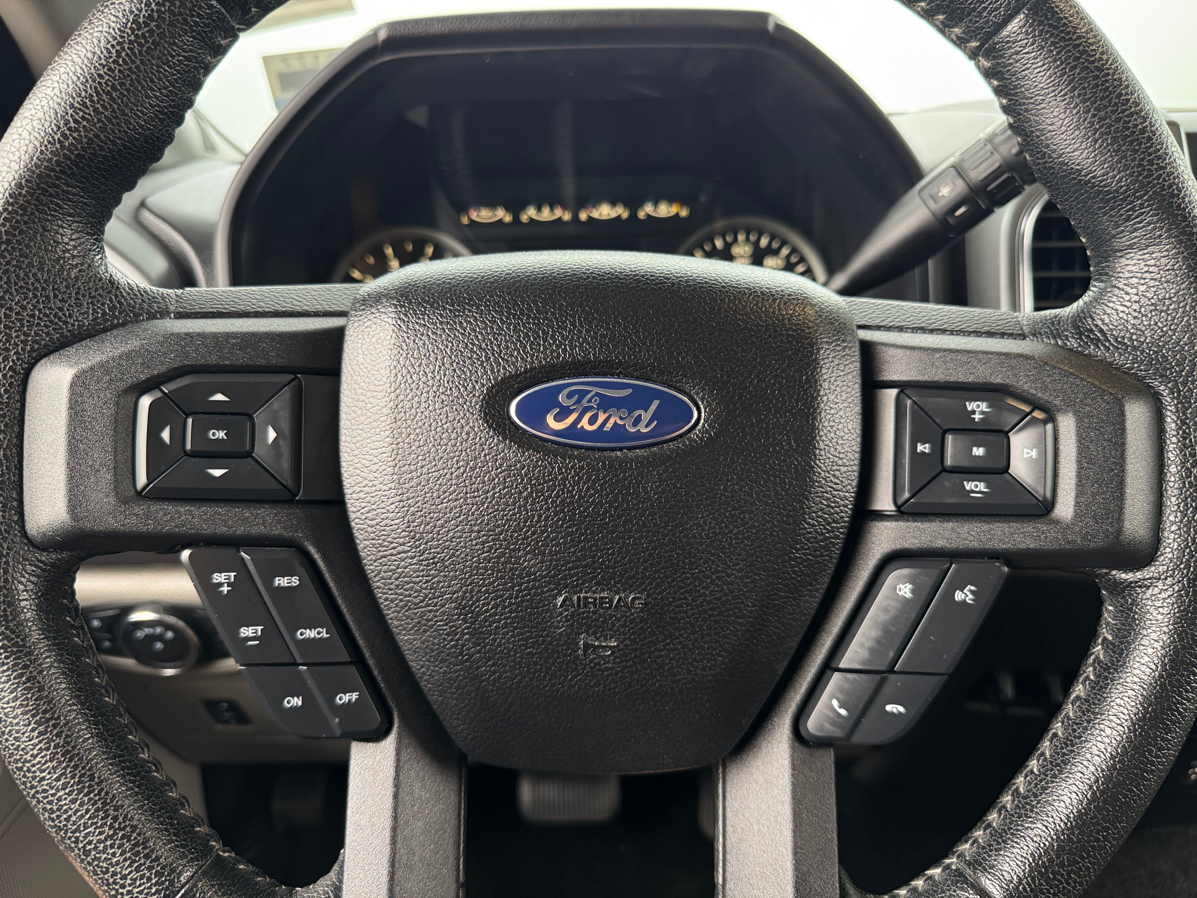 Thumbnail: 2015 Ford Econoline - 5