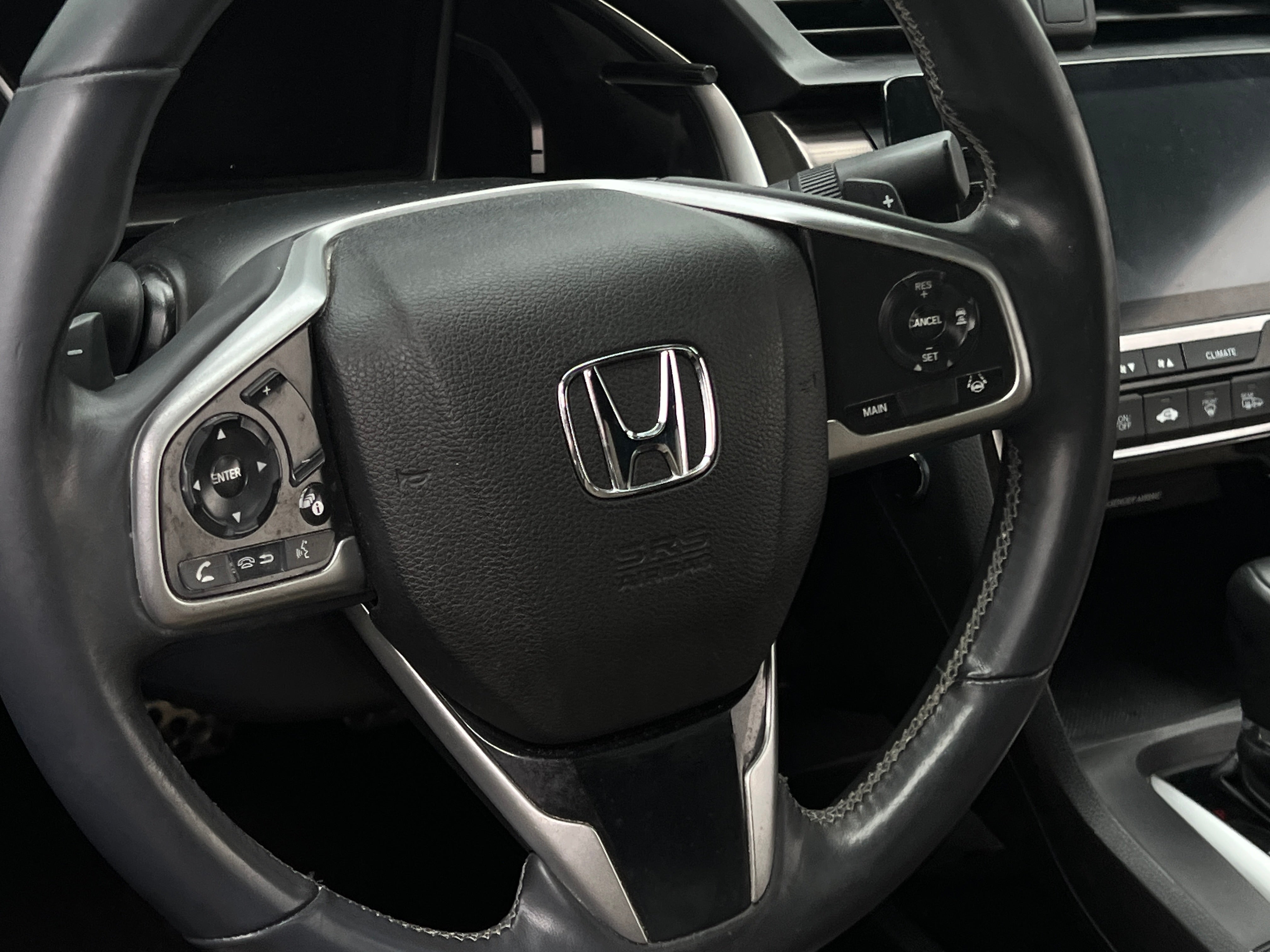 2019 Honda Civic Touring 3