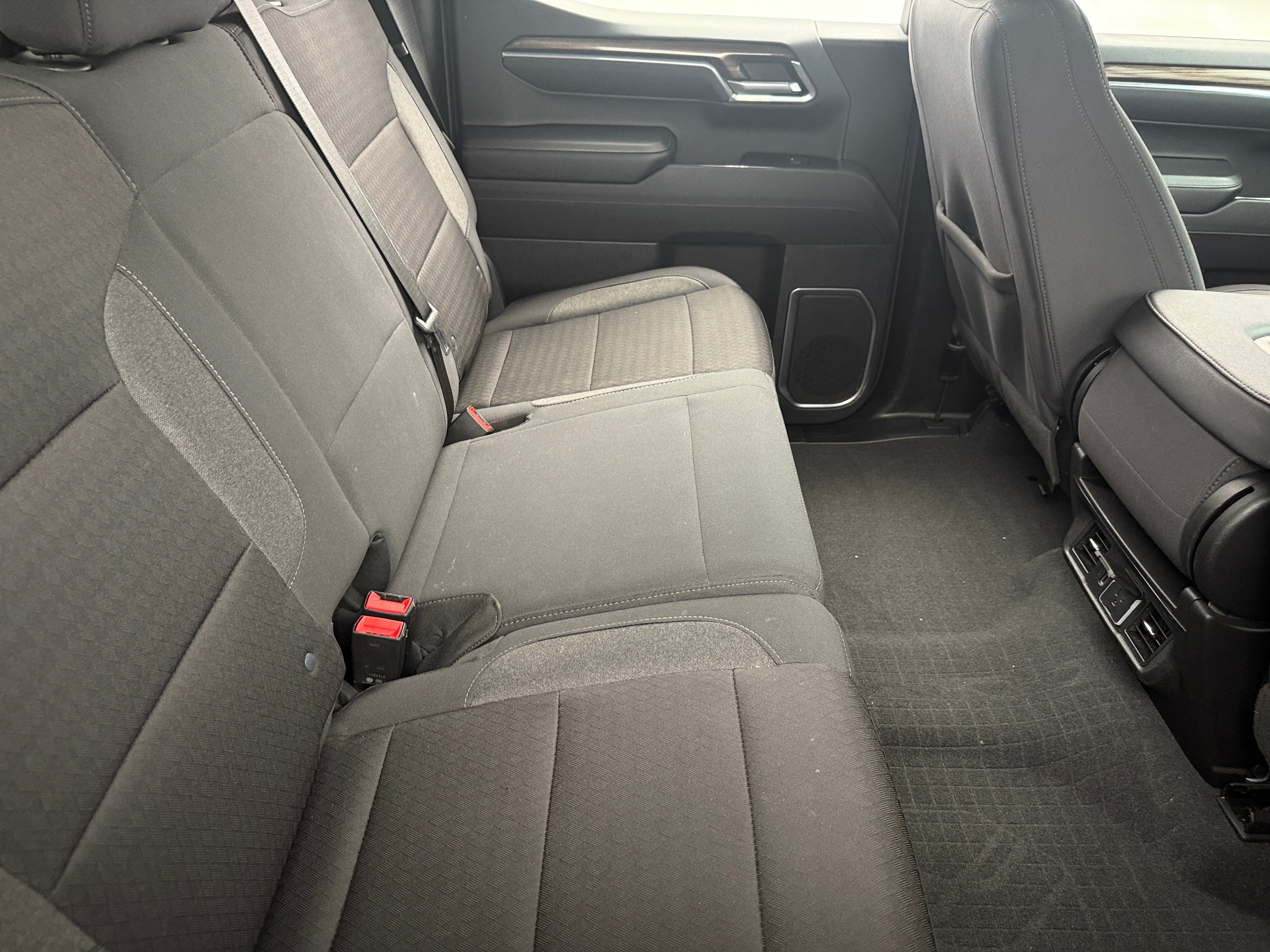 Thumbnail: 2024 Chevrolet Silverado 1500 - 6