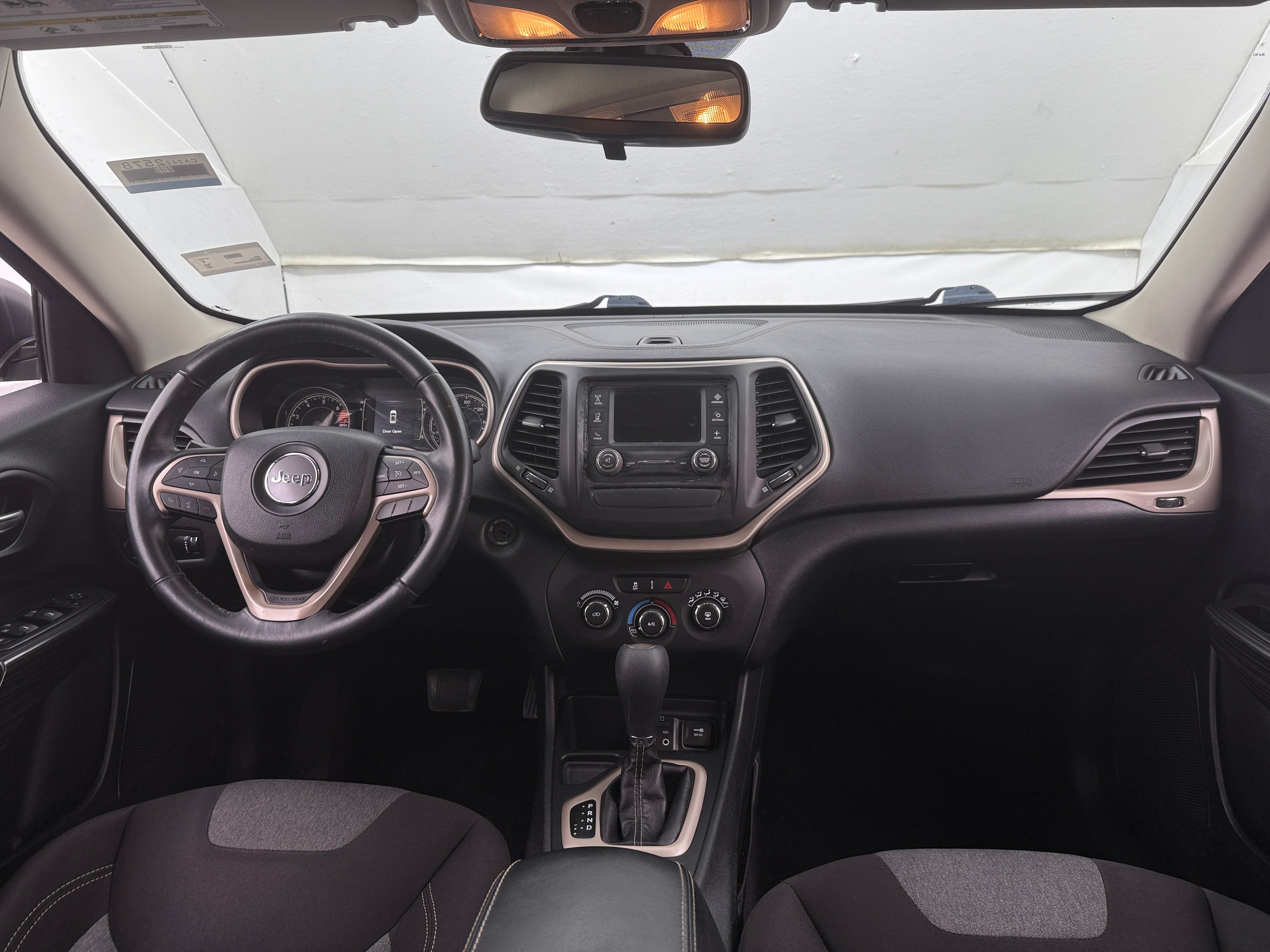 Thumbnail: 2017 Jeep Cherokee - 3