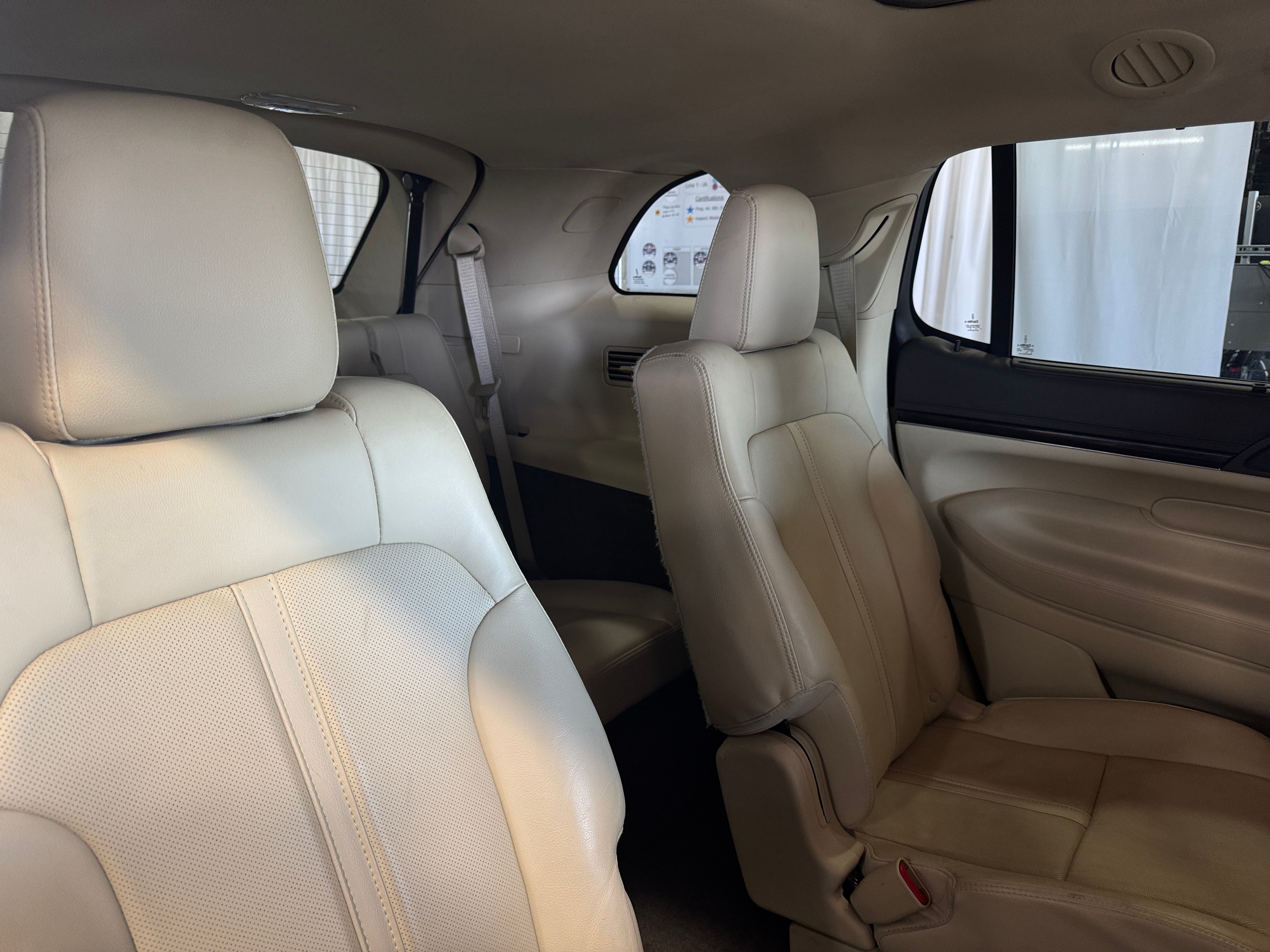 2016 Lincoln MKT EcoBoost 5