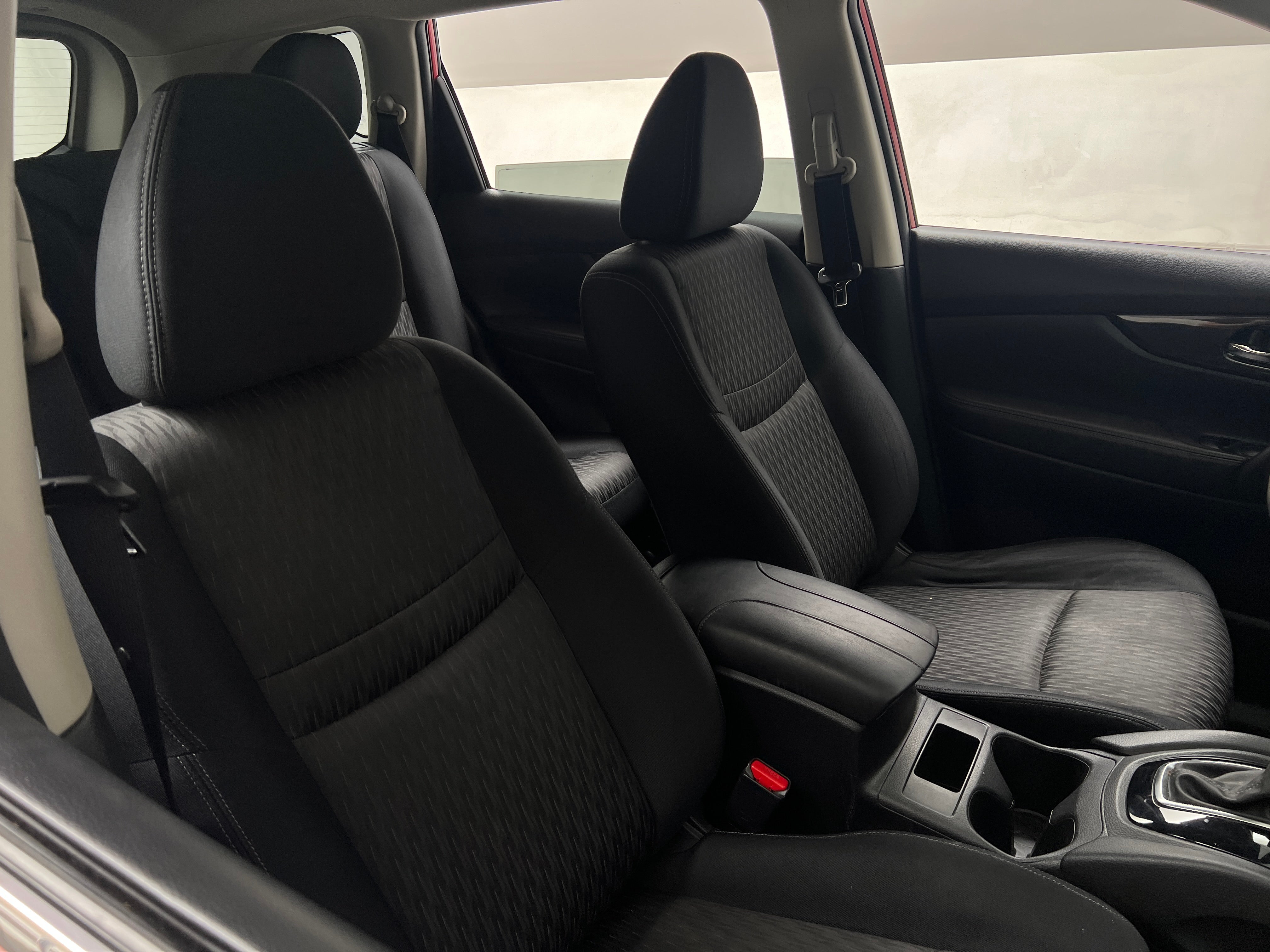 Thumbnail: 2017 Nissan Rogue - 2