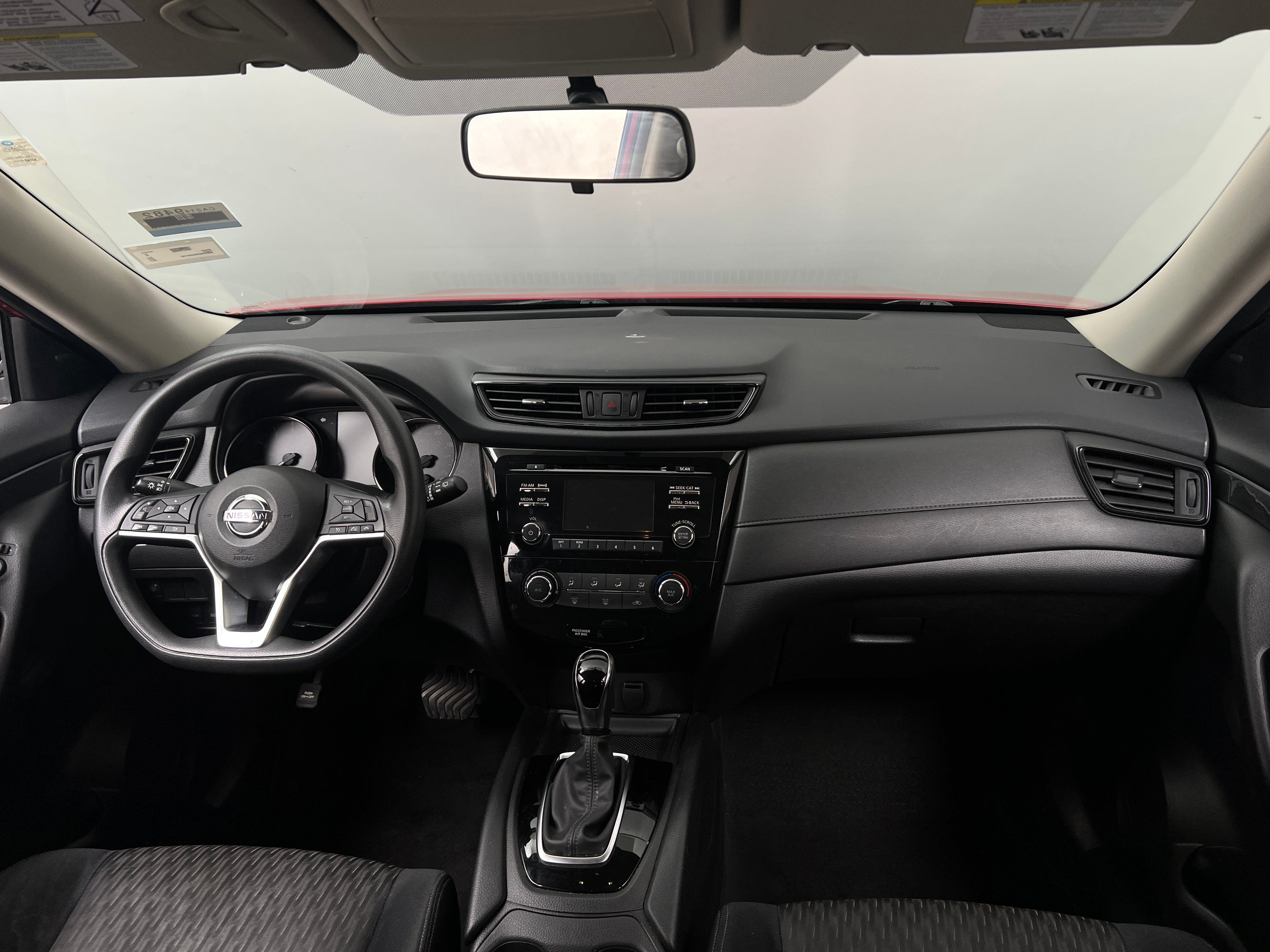 Thumbnail: 2017 Nissan Rogue - 3