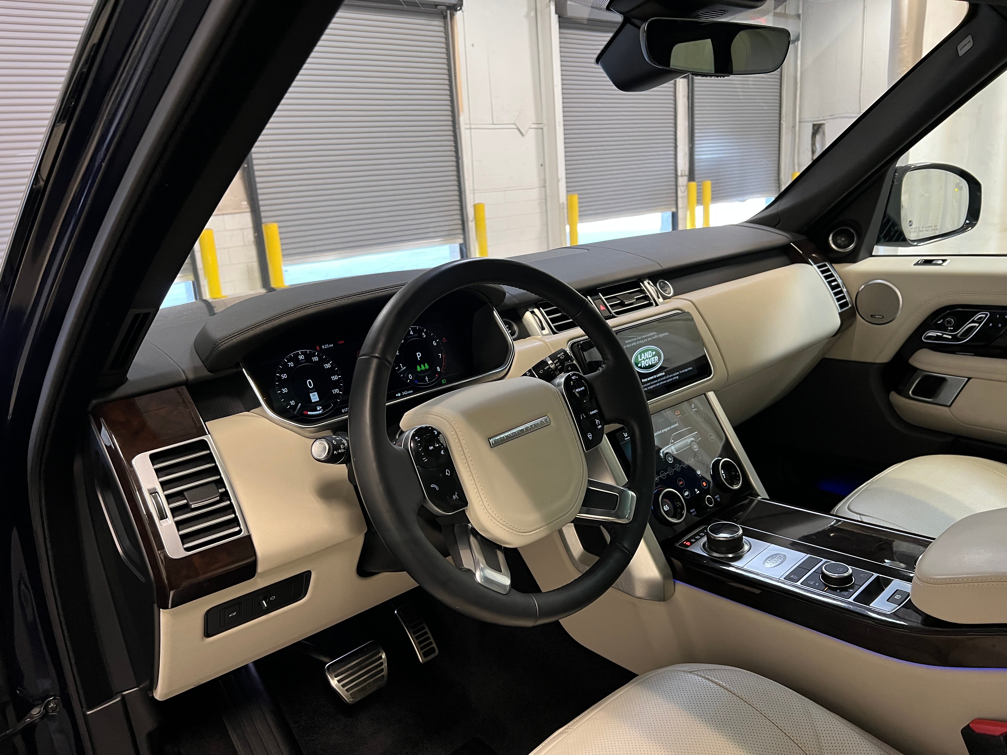 2022 Land Rover Range Rover Westminster 2