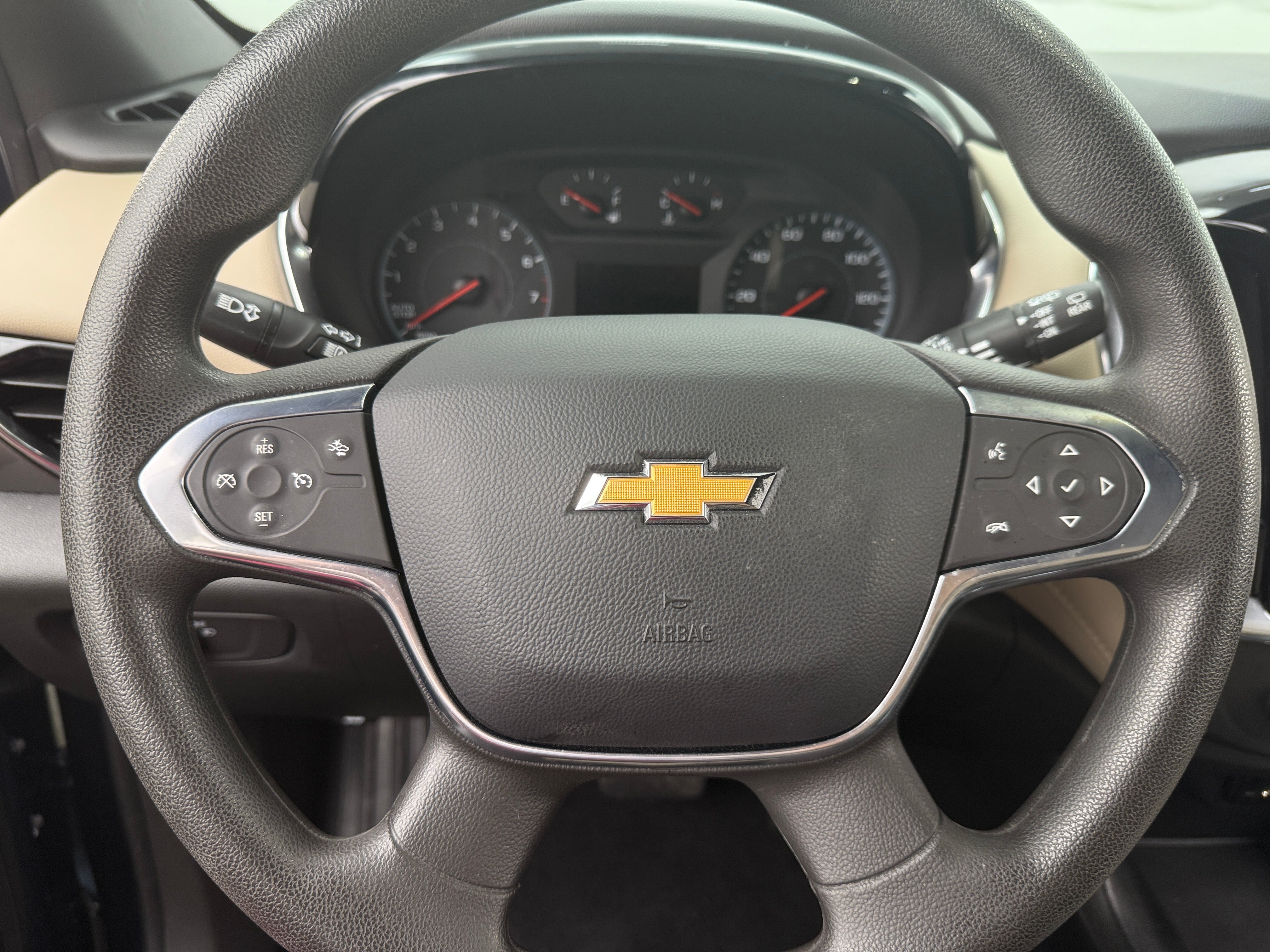 2023 Chevrolet Traverse LS 5
