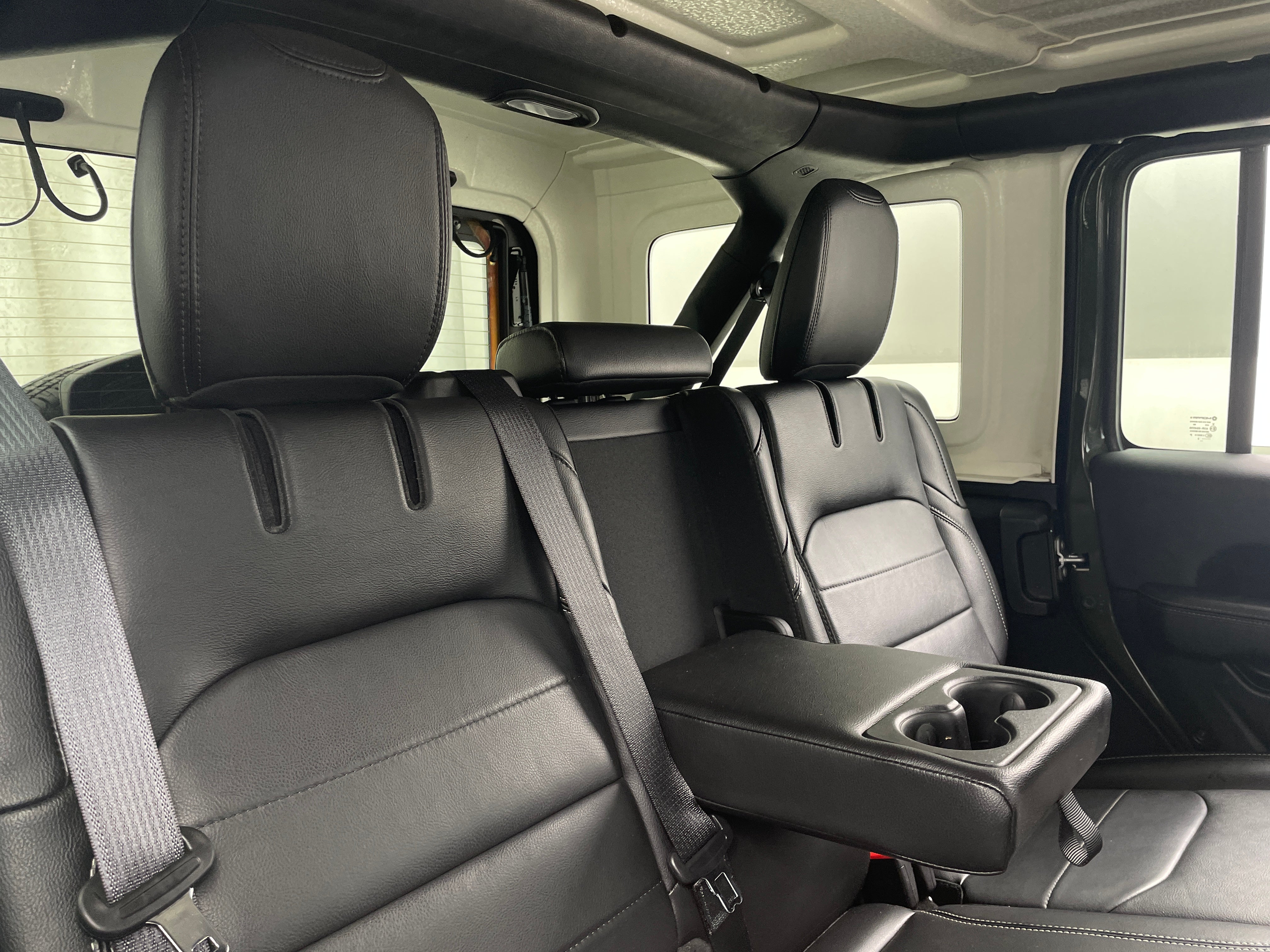 2022 Jeep Wrangler Unlimited Sahara 4xe 5