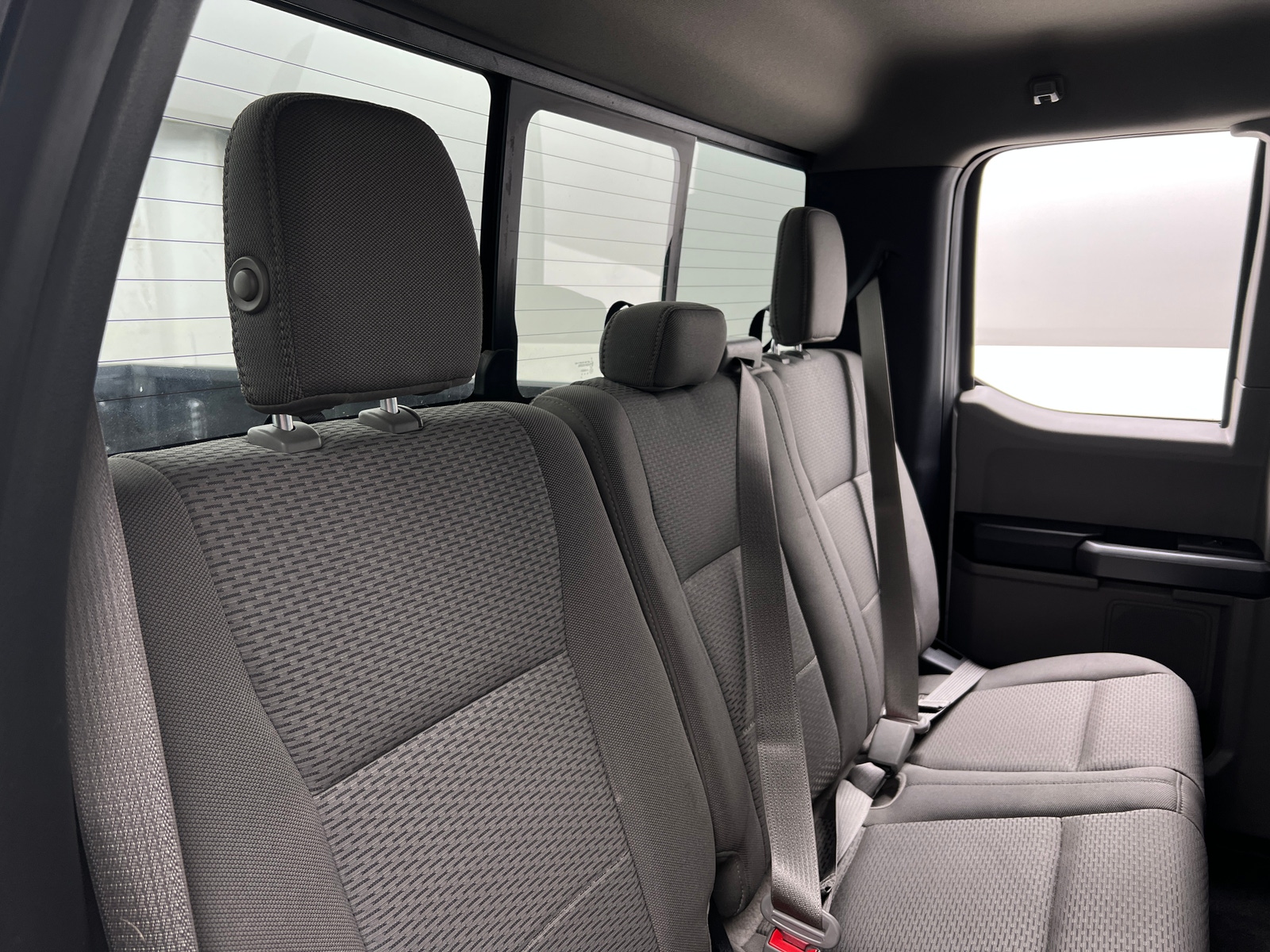 Thumbnail: 2018 Ford Econoline - 6