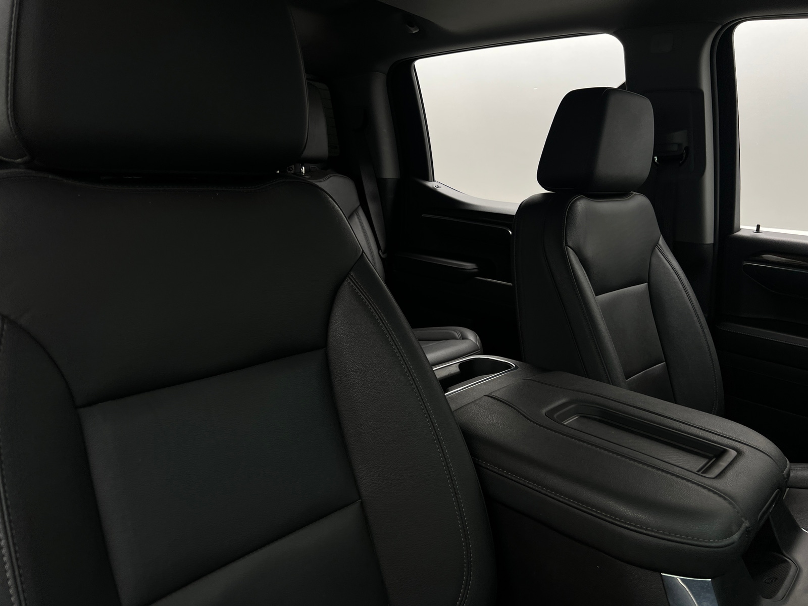 Thumbnail: 2022 Chevrolet Silverado 1500 - 2