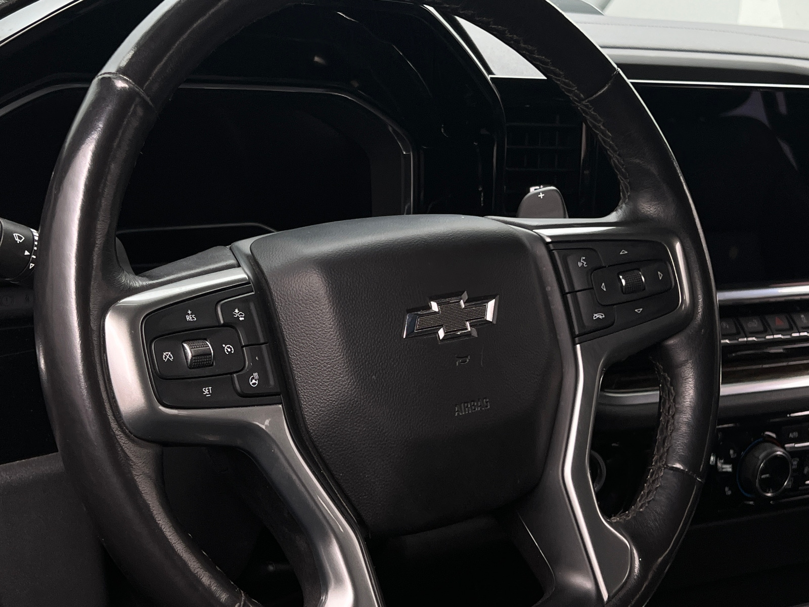 Thumbnail: 2022 Chevrolet Silverado 1500 - 5