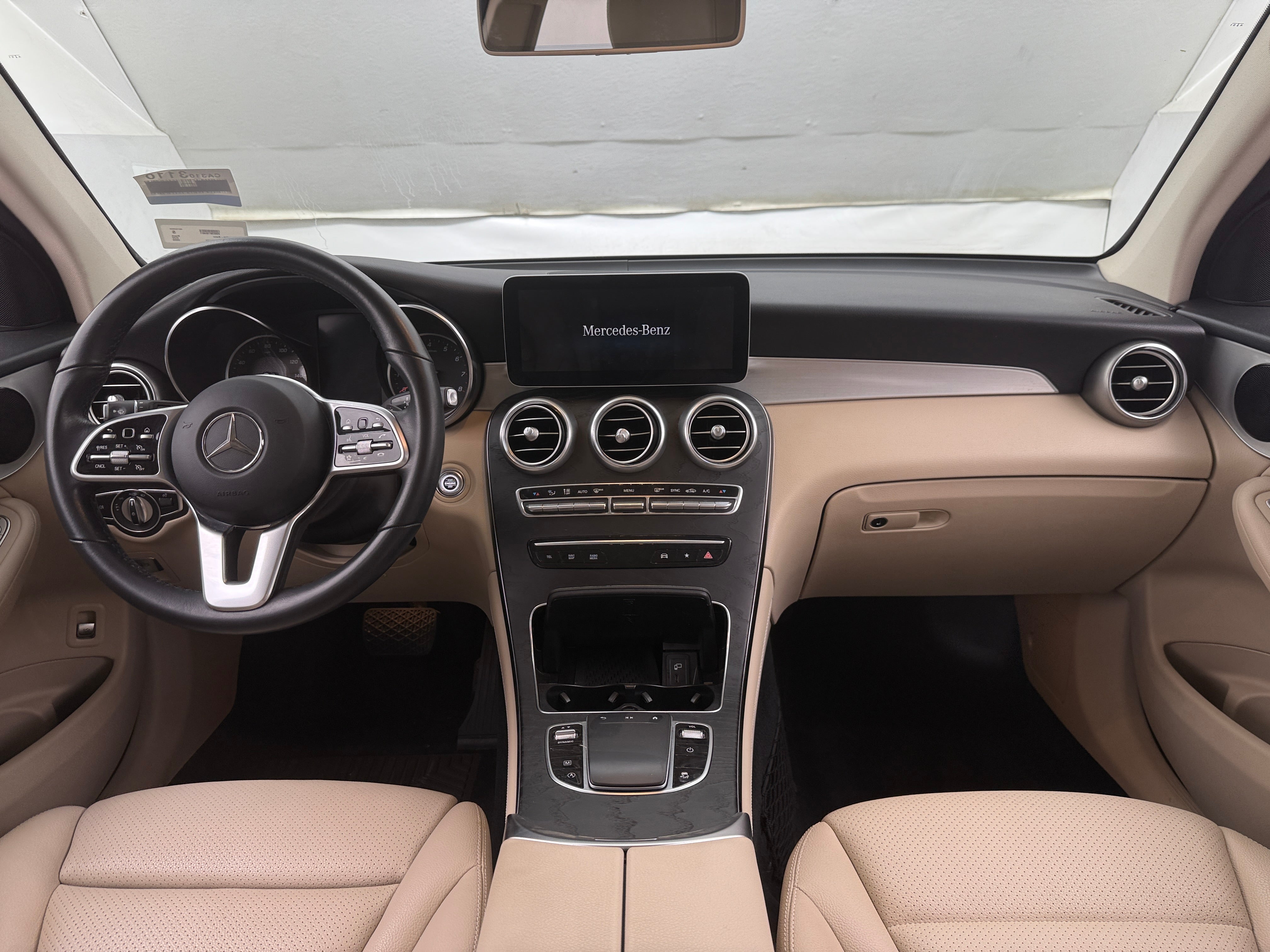 2020 Mercedes-Benz GLC 300 2