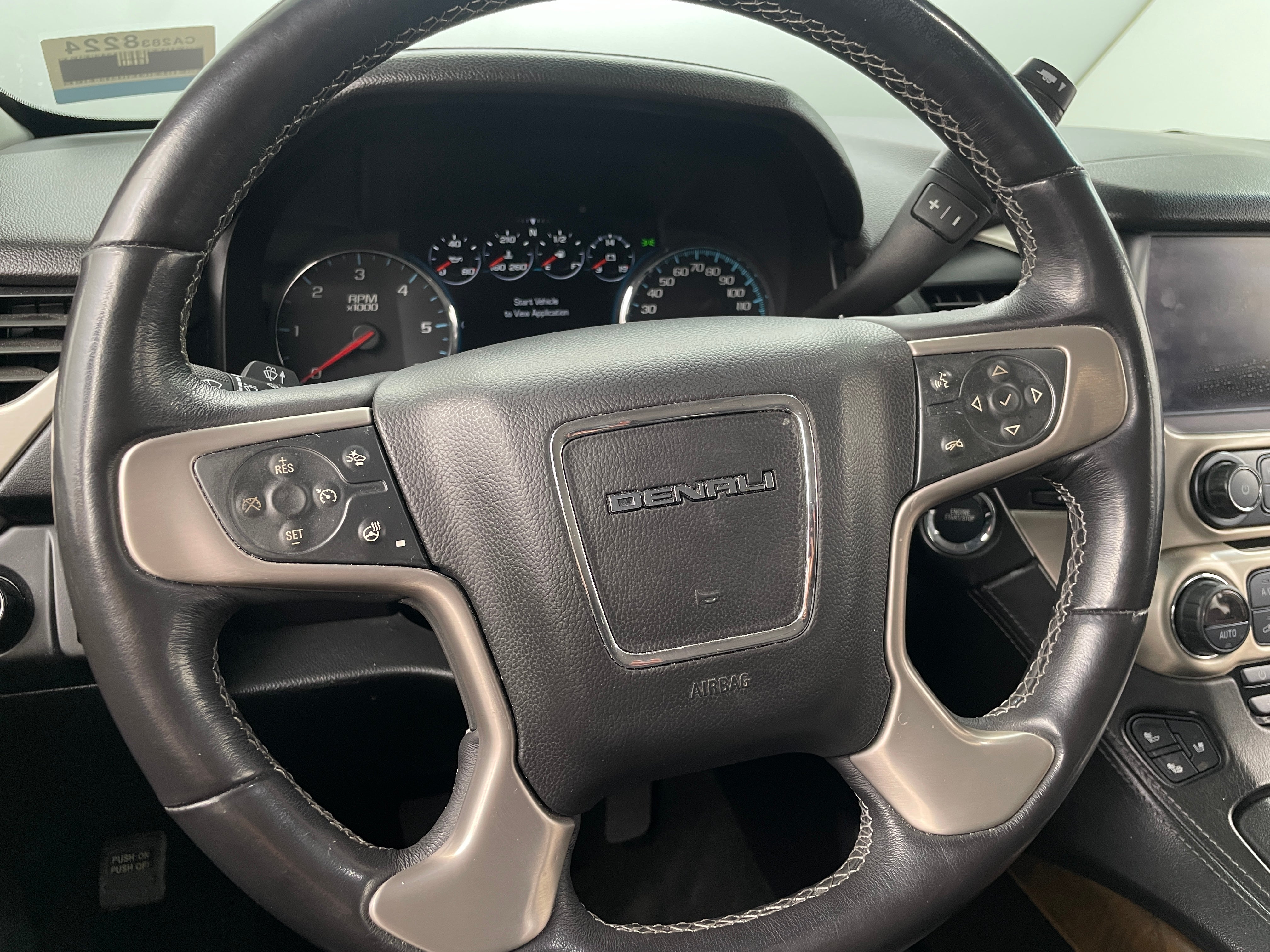 2018 GMC Yukon Denali 4