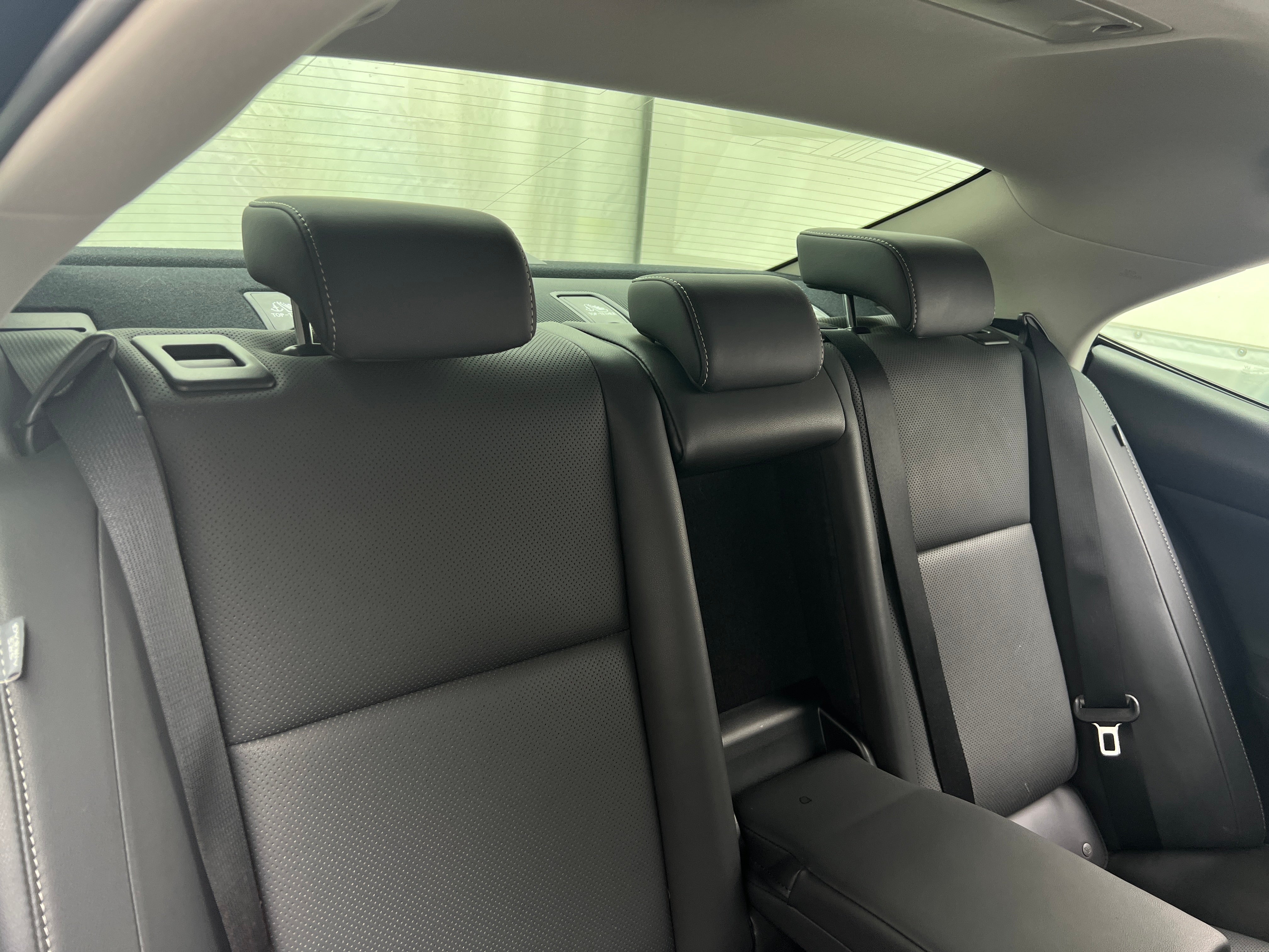 2017 Lexus IS 200t 5