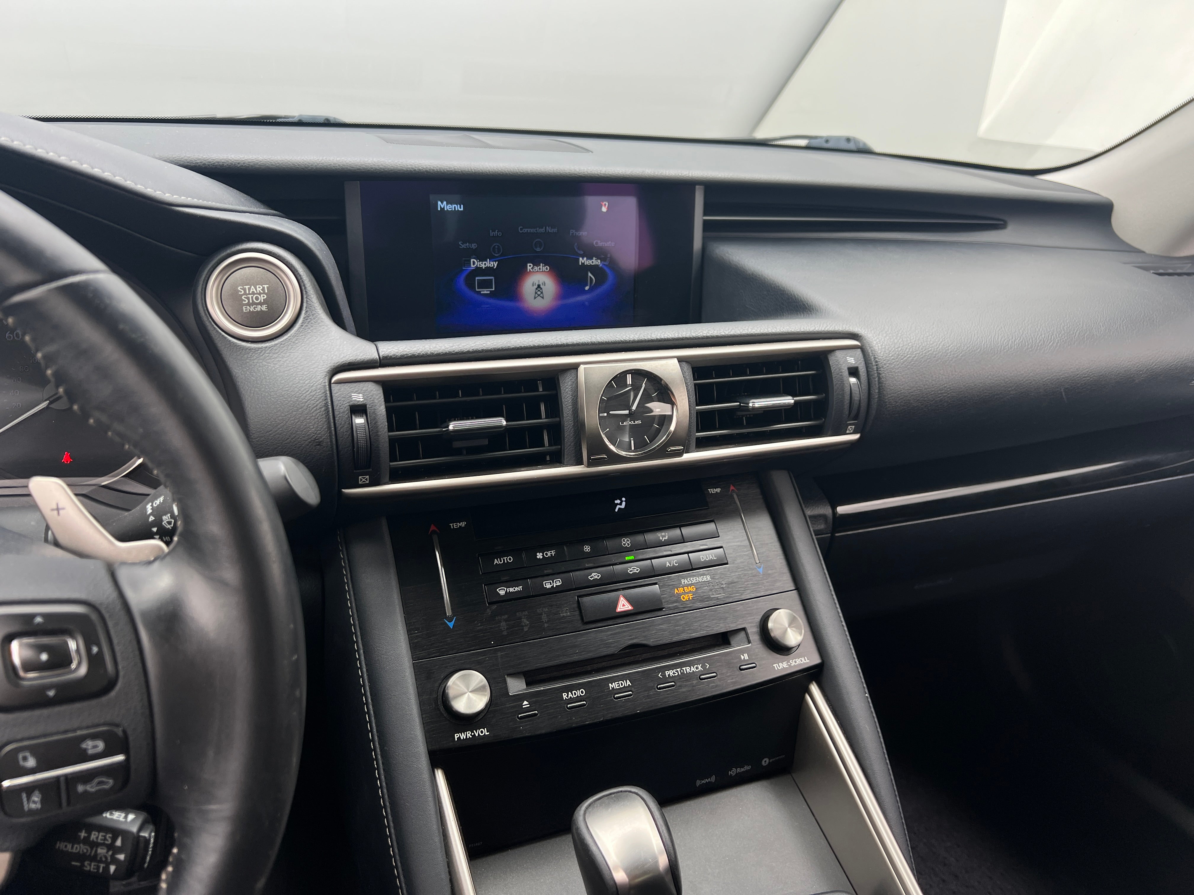 2017 Lexus IS 200t 3